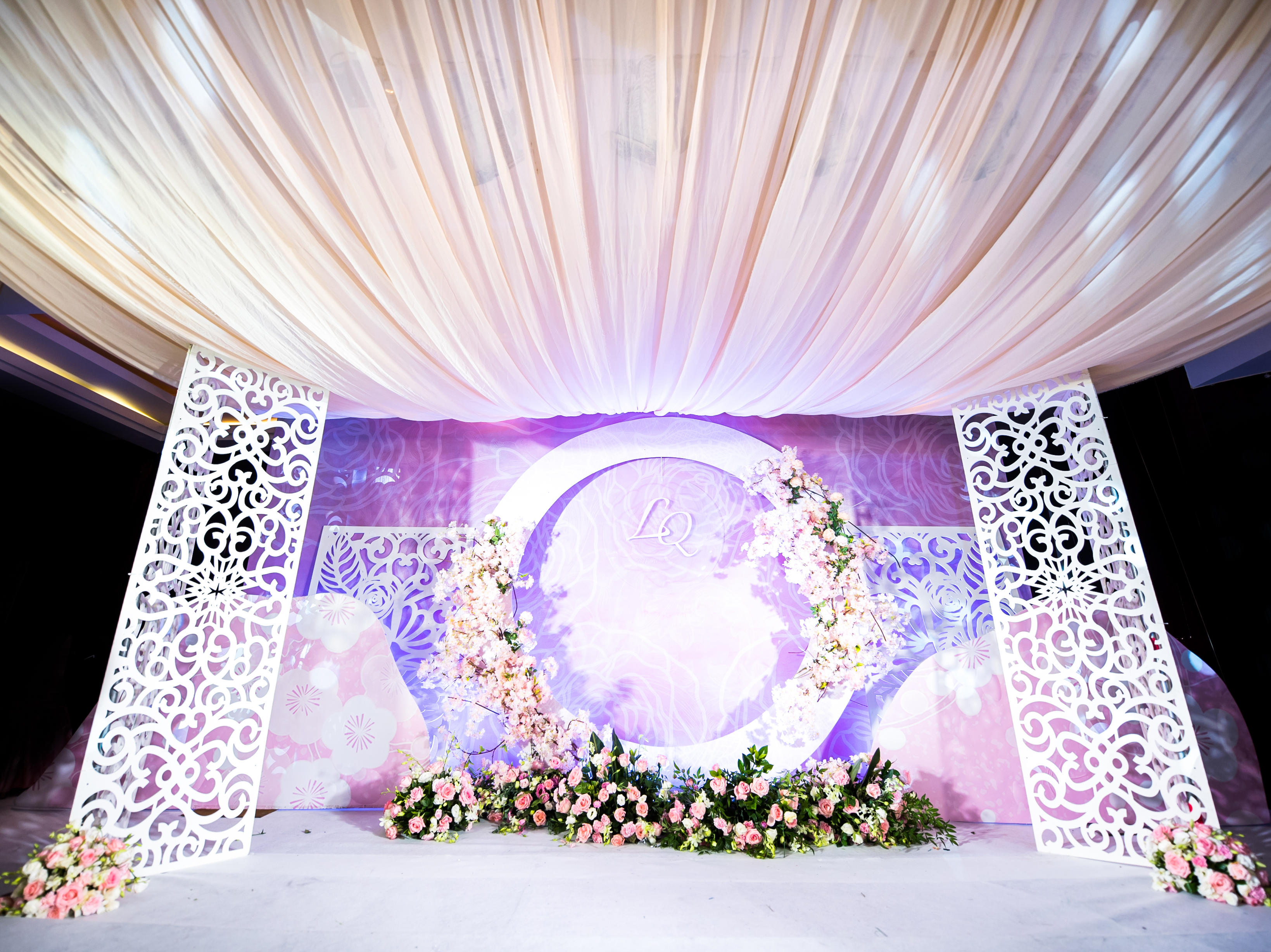 爱的真谛【浪漫花季】内含司仪摄像跟妆