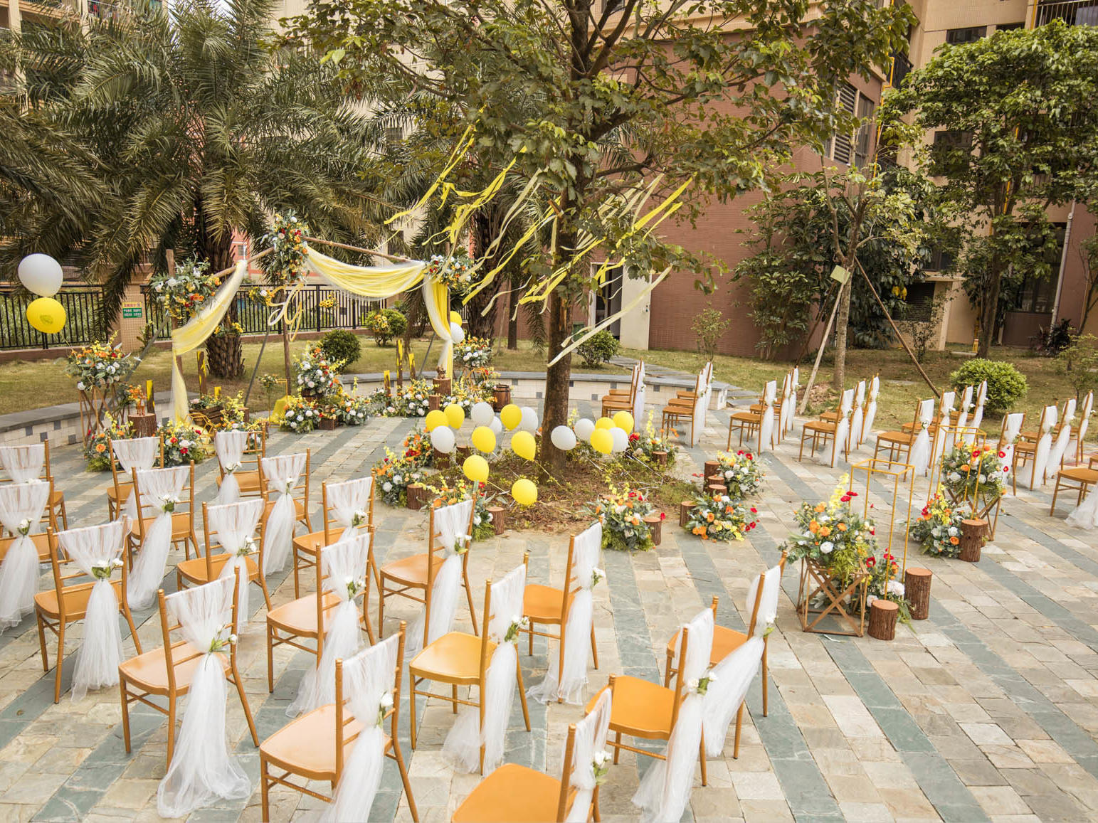 【华谊婚礼】新款 黄白色清新 婚礼