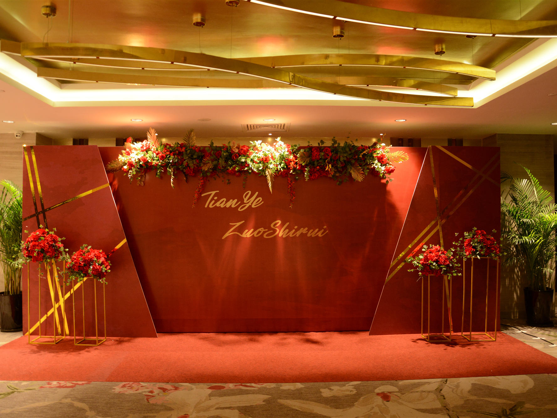 【全程一对一】精致红色系浪漫婚礼