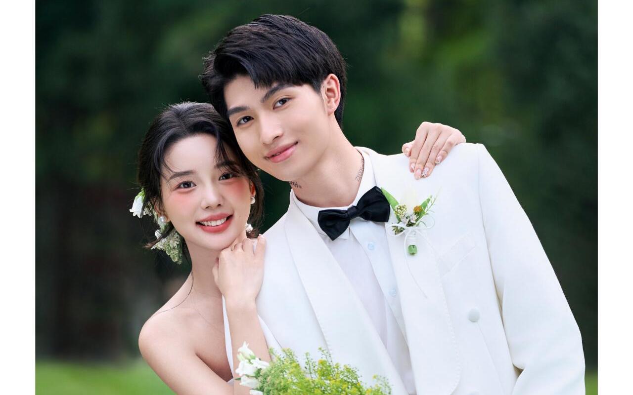 越看越爱的草坪婚纱照🍃超超超治愈！