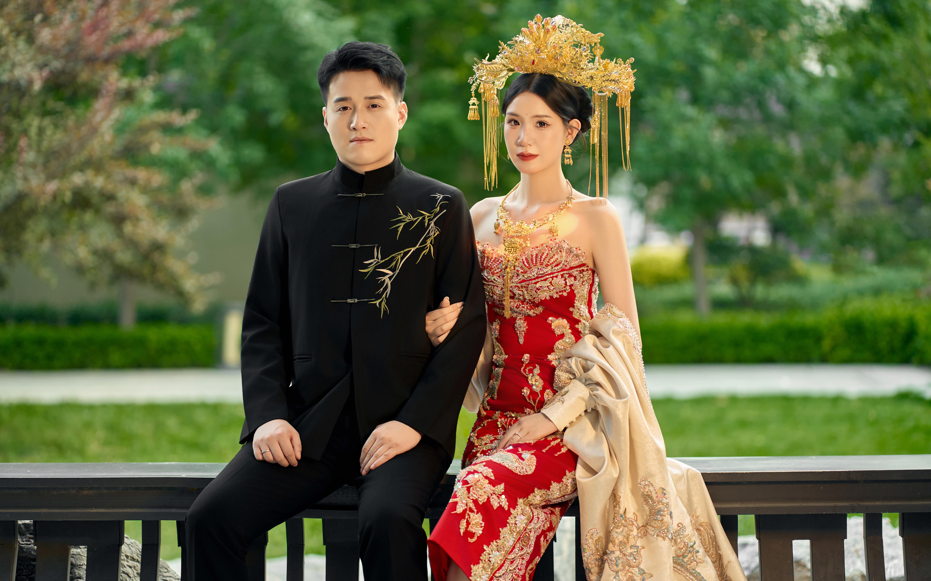 是美到心趴上的中式婚紗照啊~