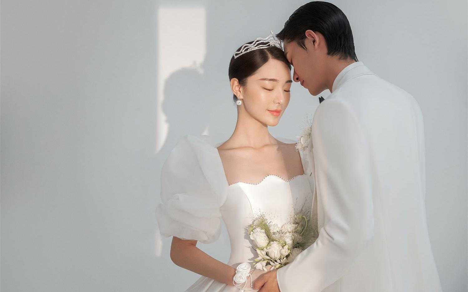 韩式极简婚纱照满眼都是对你的喜欢🤍