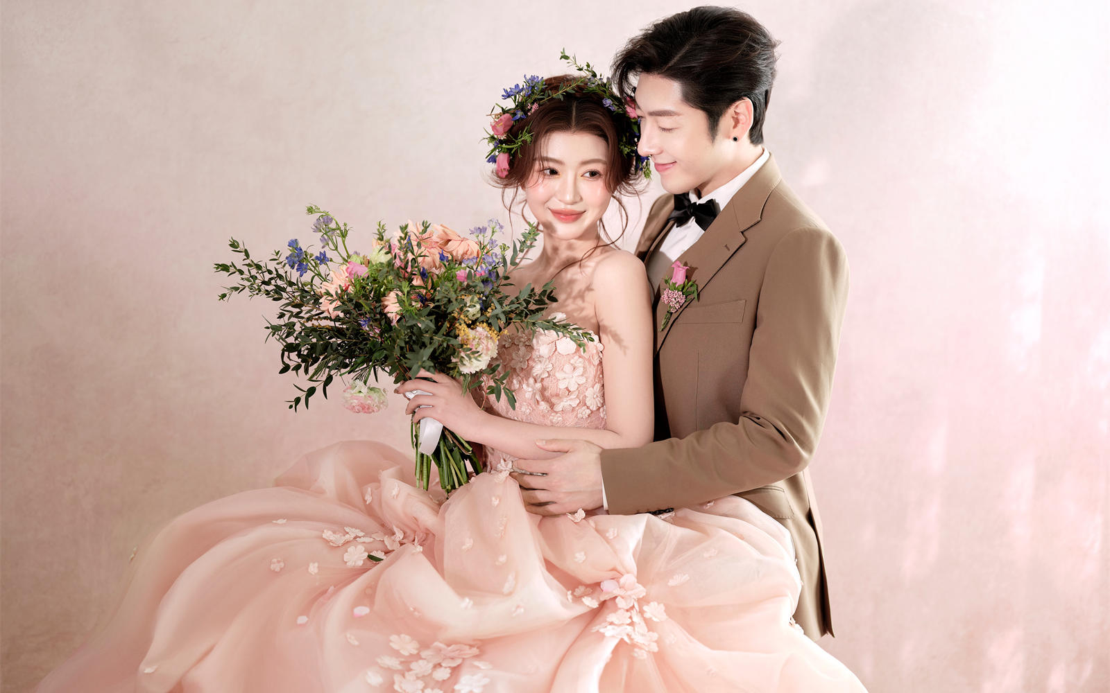 【D视觉摄影】花漾浪漫！这组粉色婚纱照美出圈