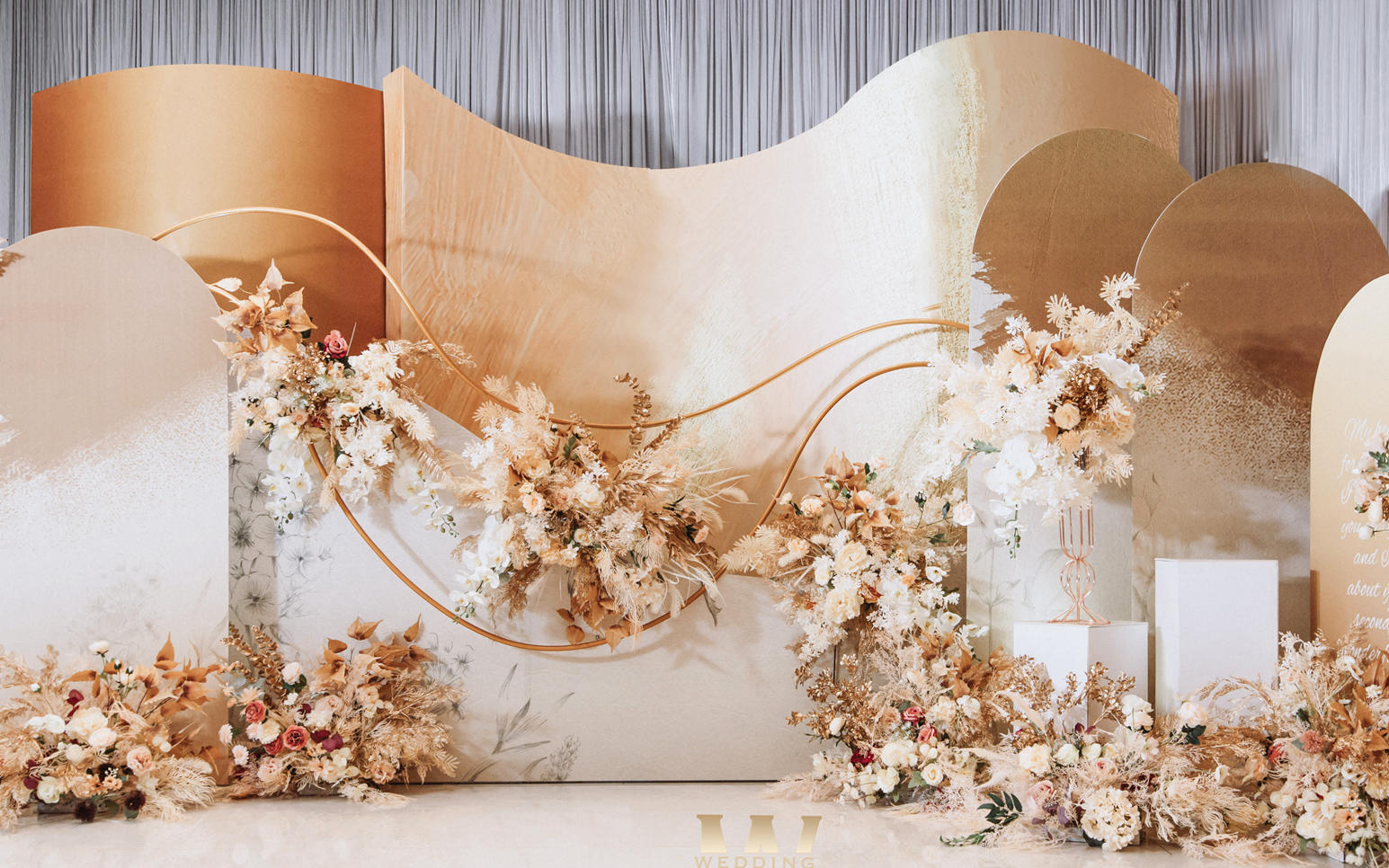 江门个性婚礼 简约轻奢金 香槟色 婚礼布置