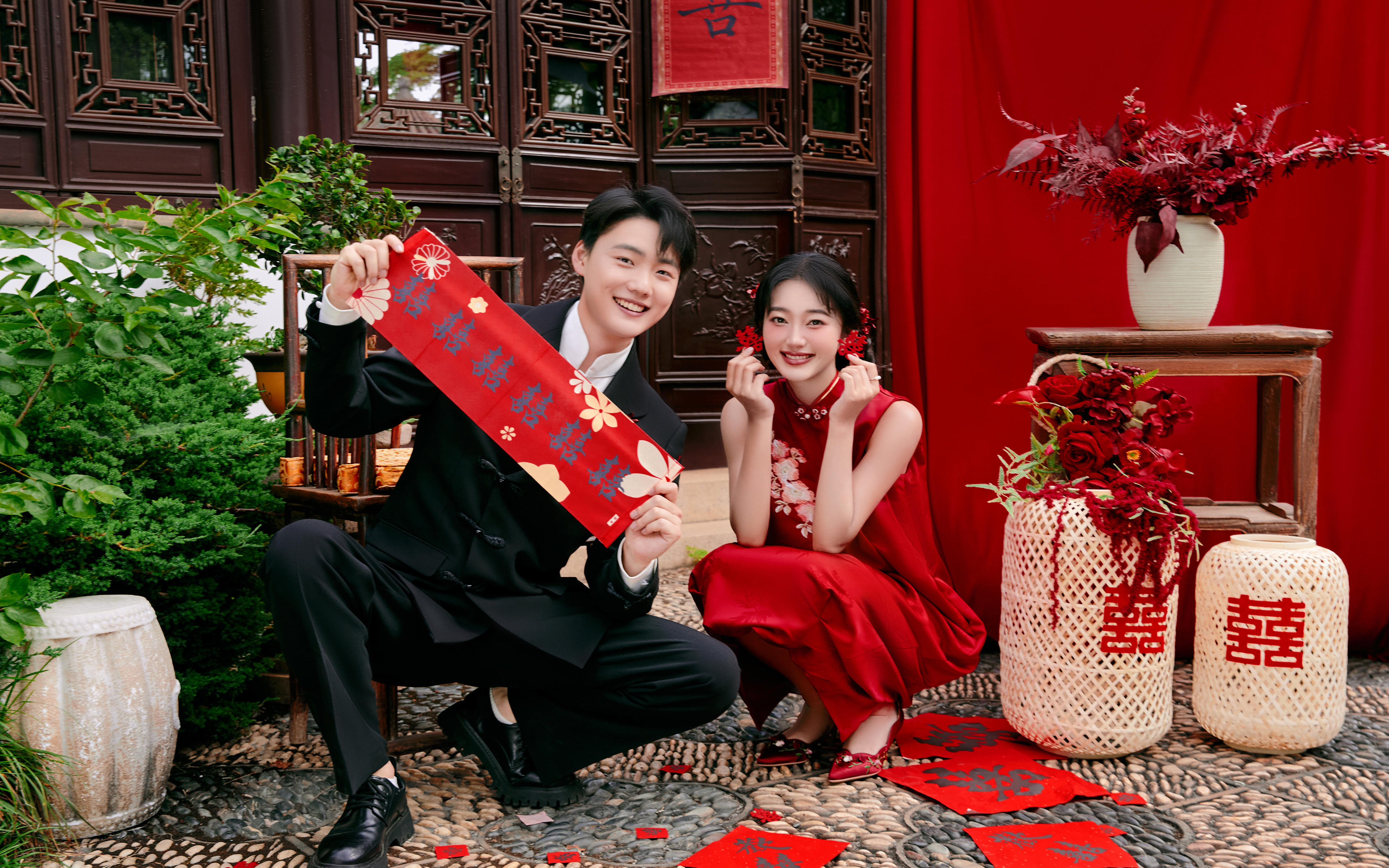 活人感十足❗️适合00后的新中式喜嫁婚纱照