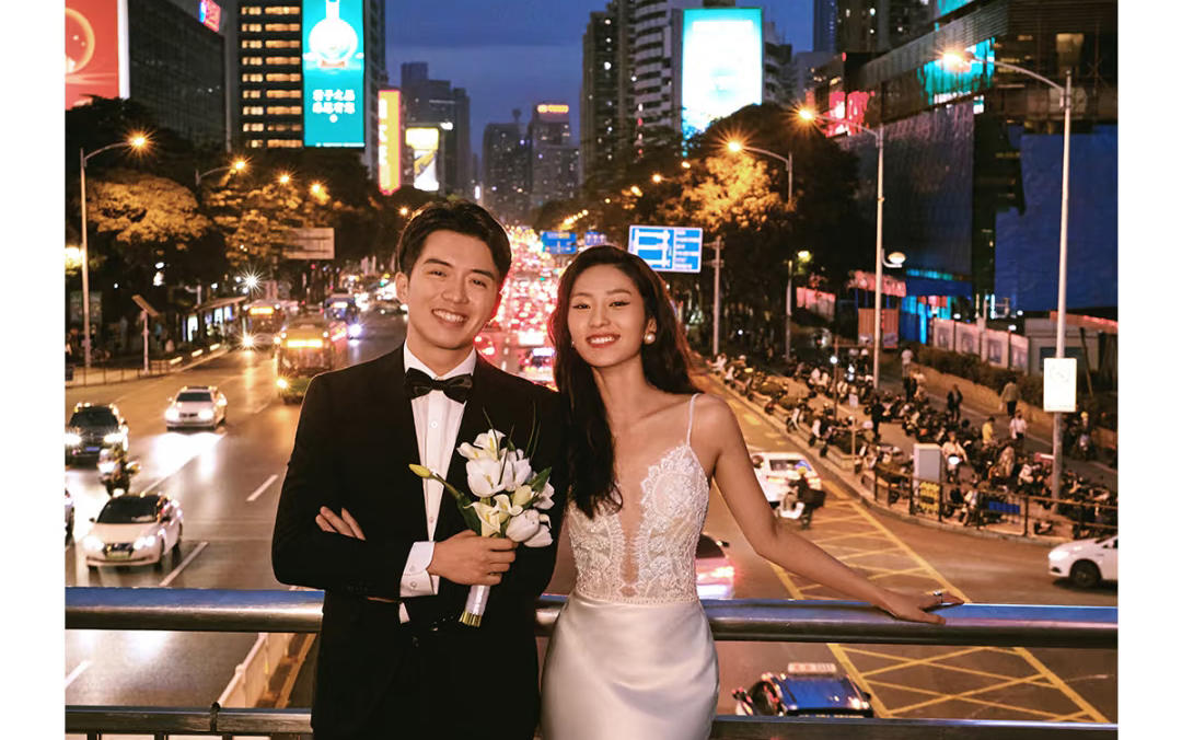 【優(yōu)格】夜幕降臨 燈火霓虹渲染了這座浪漫的城市