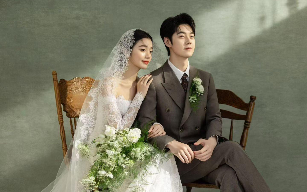 室内婚纱照一定不能少的油画风