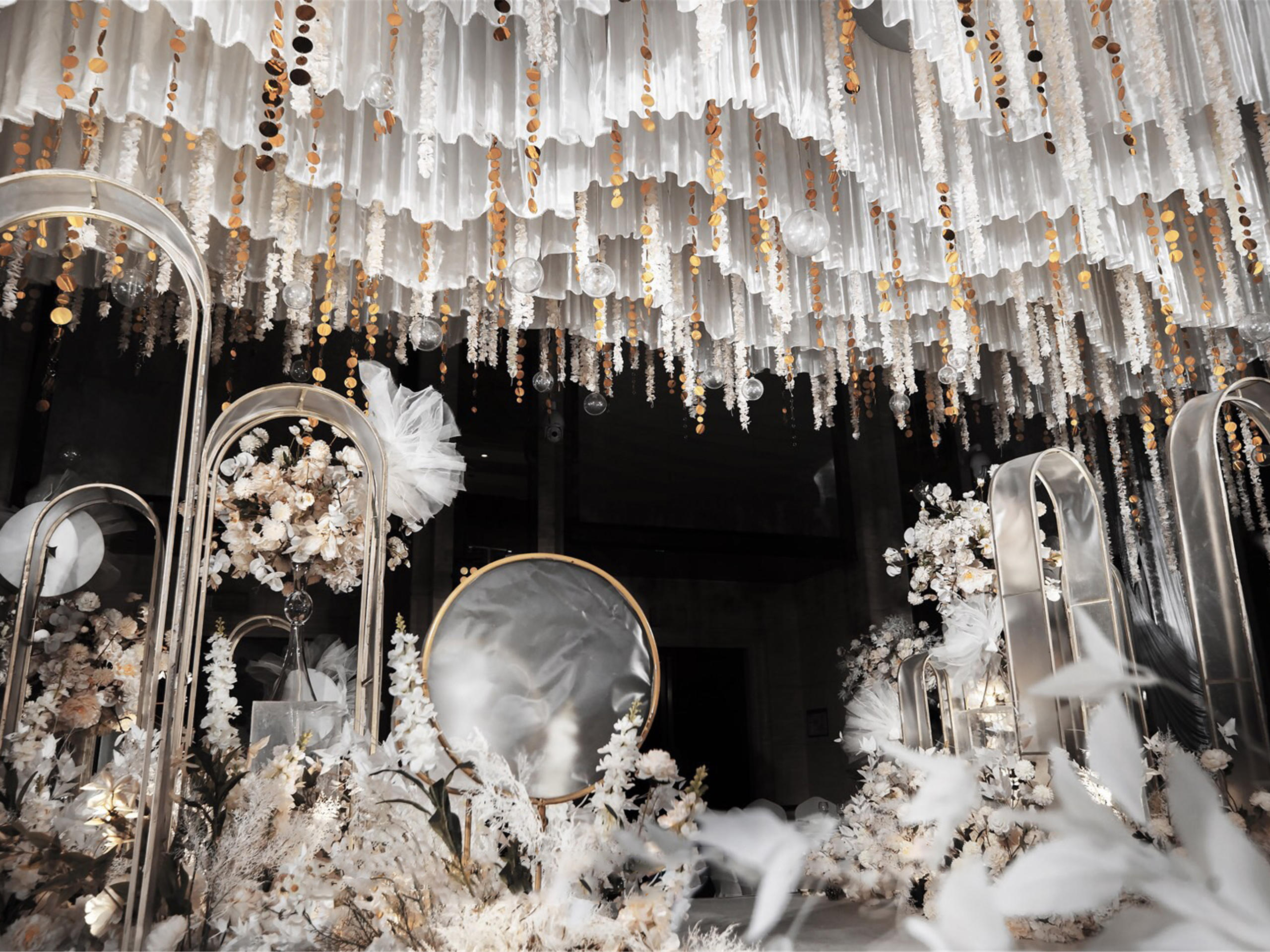 大气白金婚礼【女大当嫁创意婚礼】