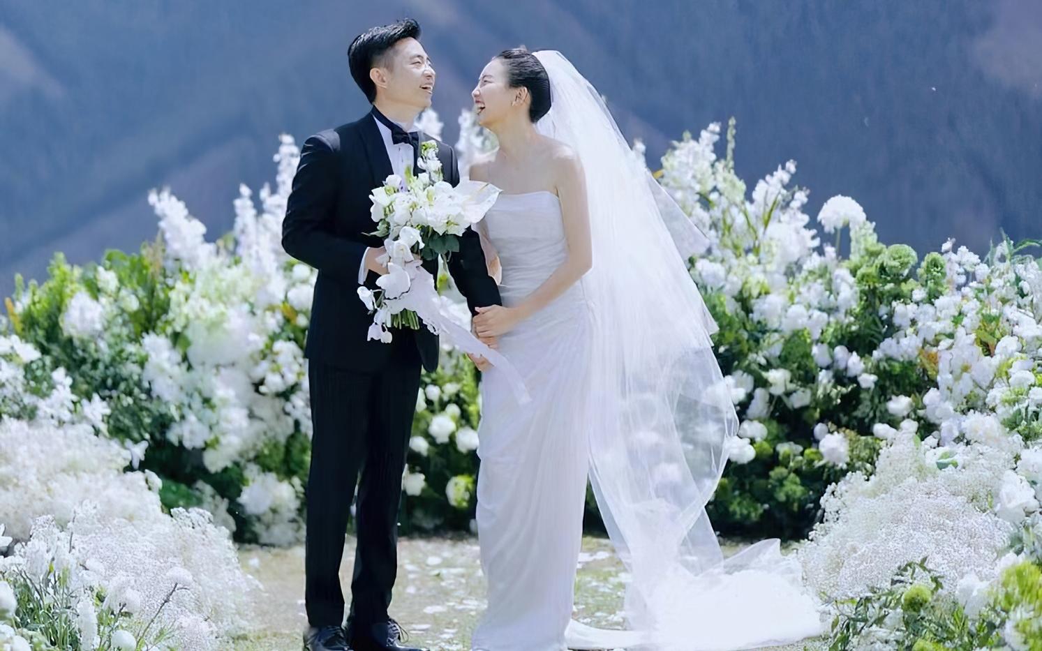 以山为誓，以爱为盟