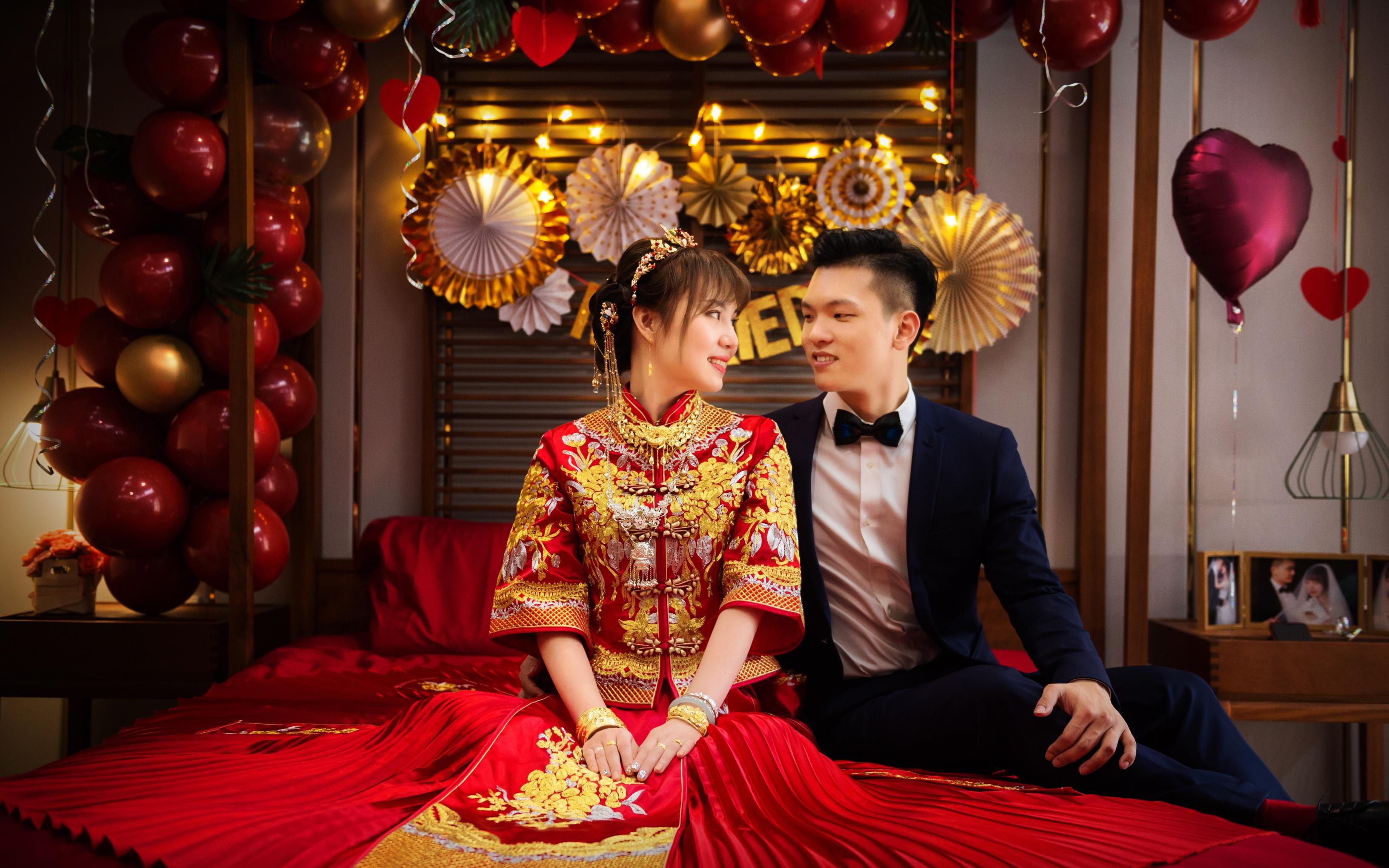 【喜漫婚纱】秀禾服接亲百褶款/ 妆 伊娃造型  