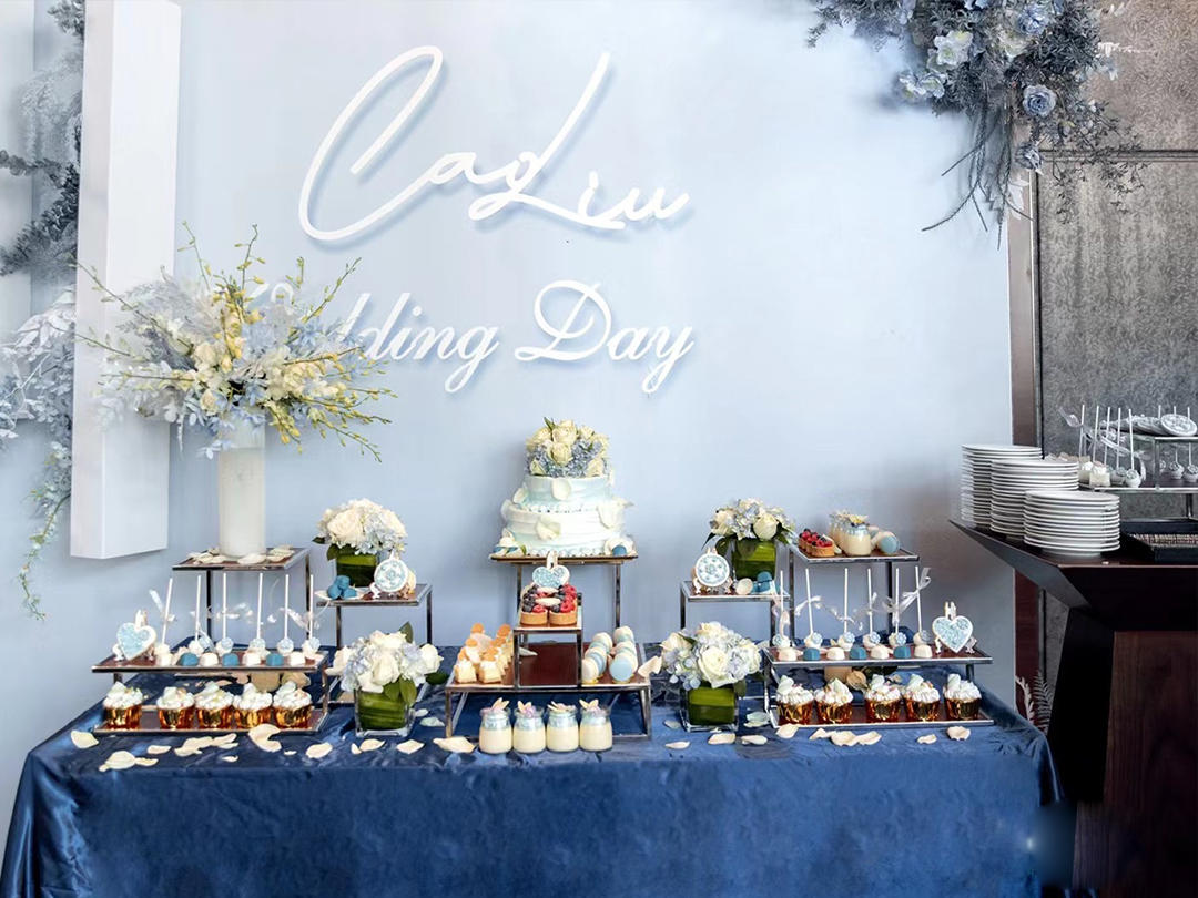 21年大热色系、梦幻蓝、白色