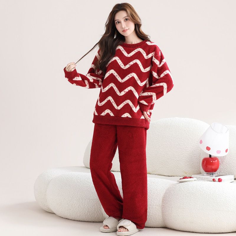 瑚绒情侣睡衣秋冬季红色结婚新婚套装女士保暖半边绒男士家居服