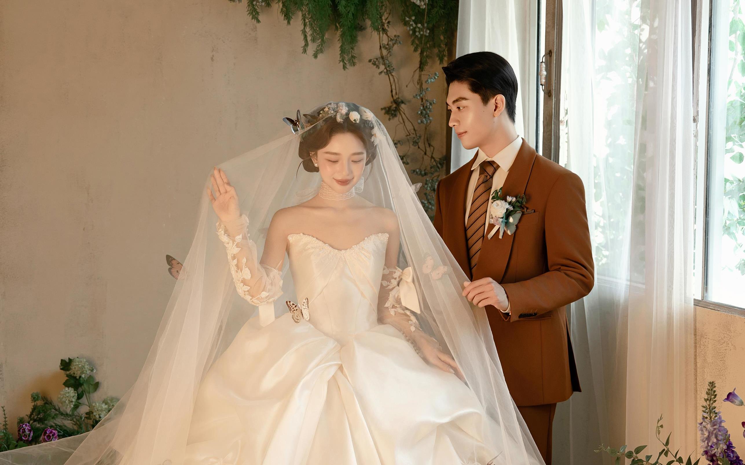 春日初戀感??一眼愛上的甜美法式婚紗照