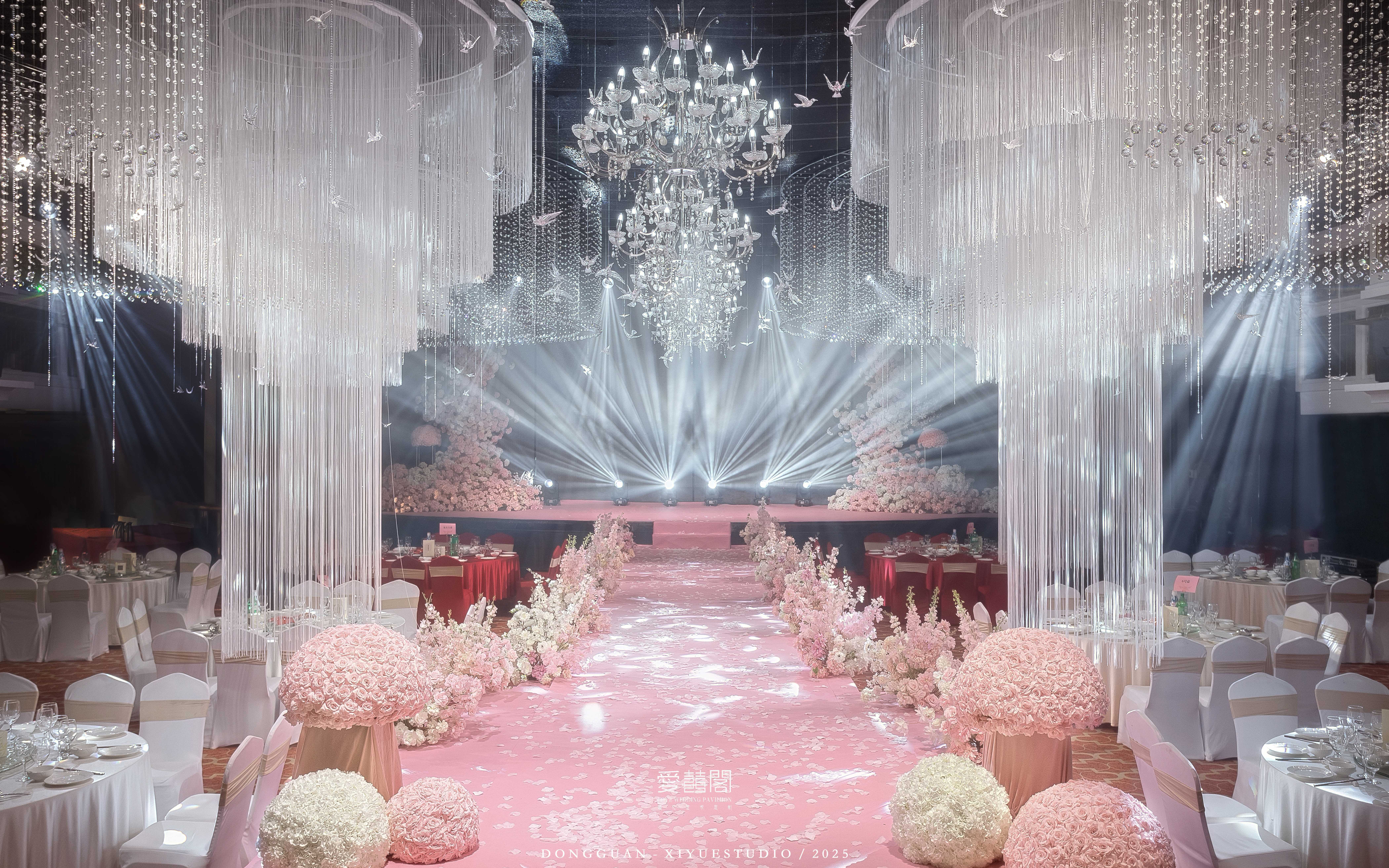 水晶 + 粉色花海