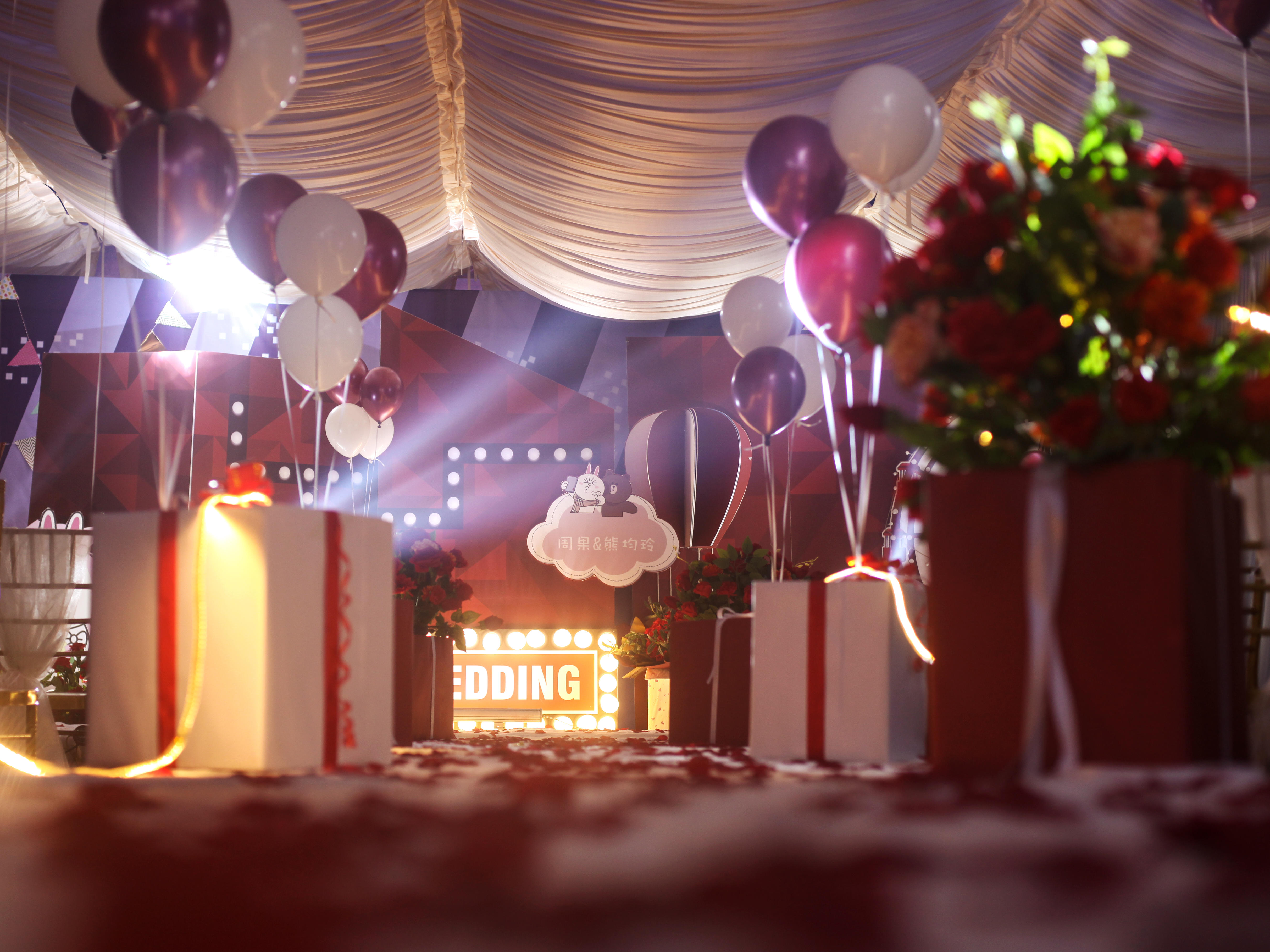 【家庭喜棚婚礼】红色卡通风格-布朗熊和可妮兔