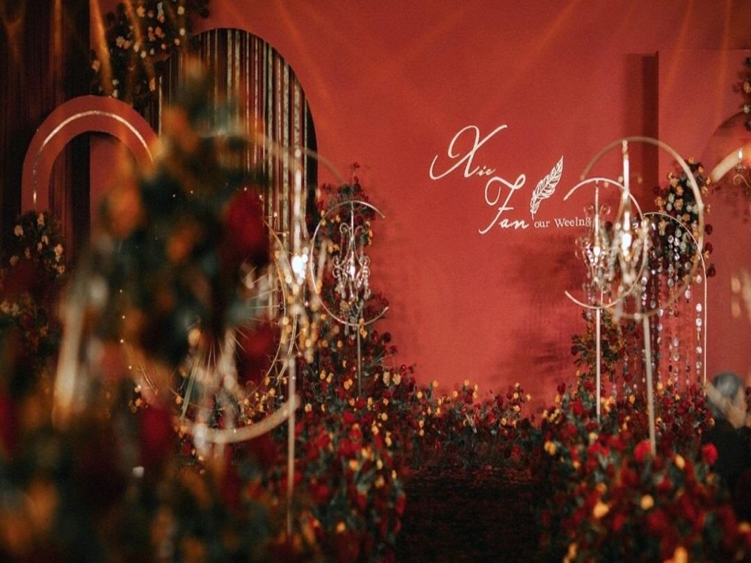 成都红杏酒家·红黑金系列·一家全包含四大