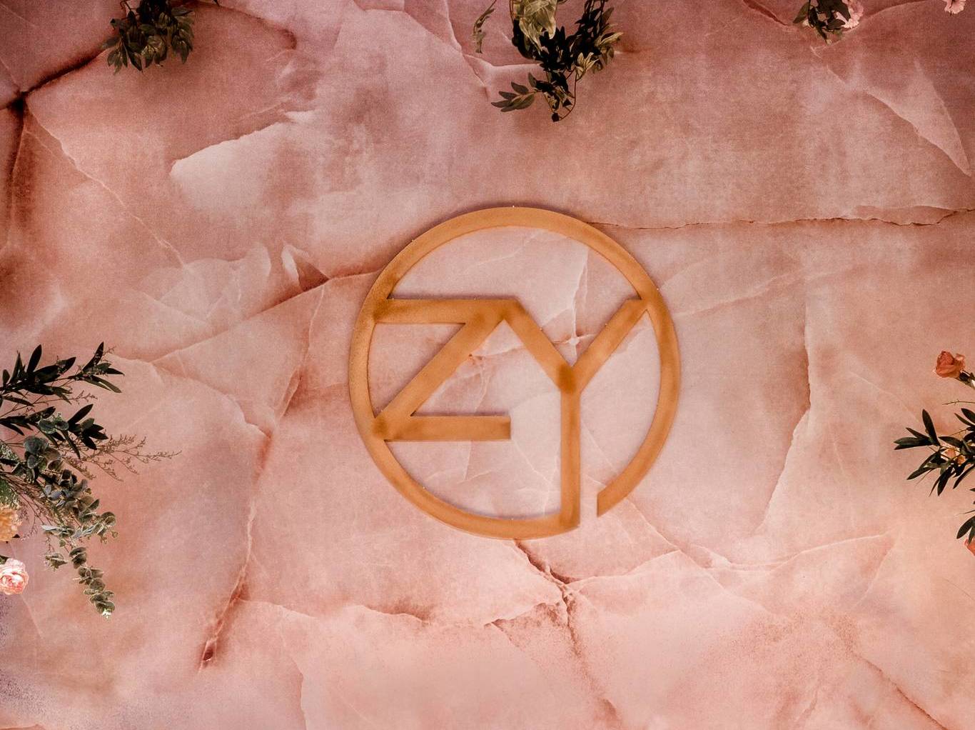 初夏丶石英粉唯美大气丶T台设计大气