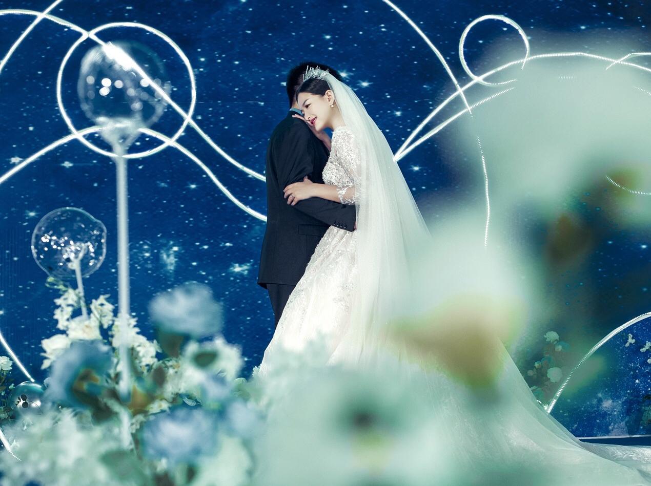 {麓•造型}化妆总监＋全天跟妆＋助理