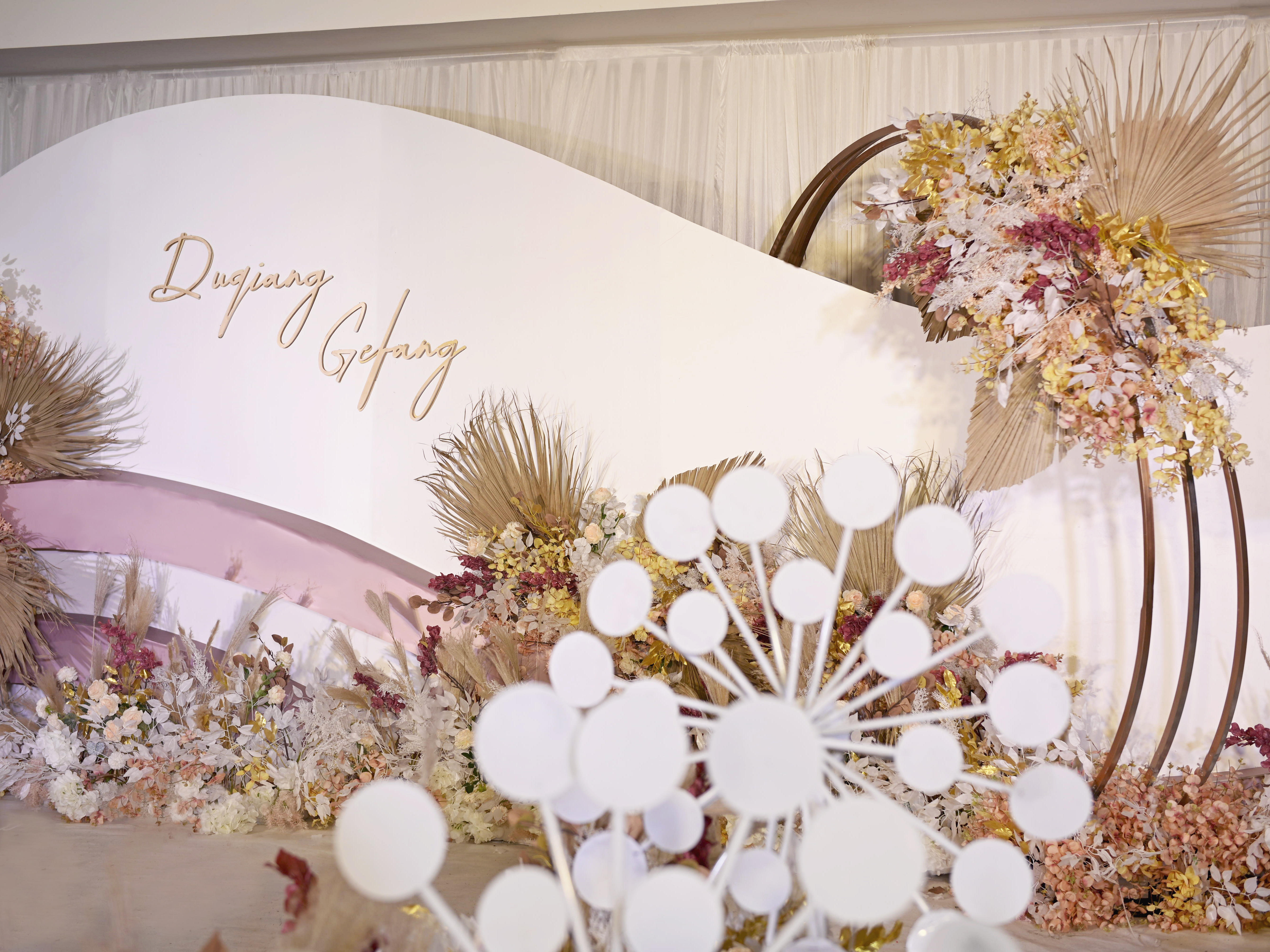 【独角兽婚礼宴会设计】静谧花幕-给生活中一抹激情