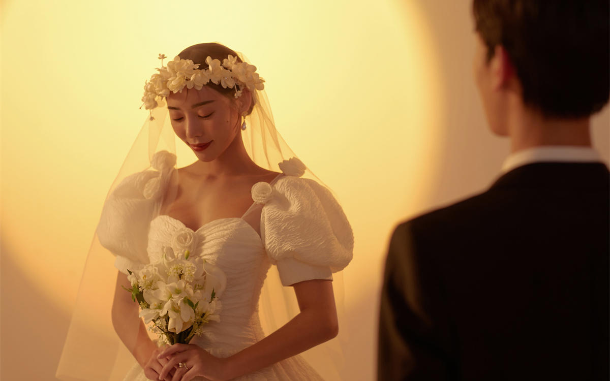 强烈推荐‼️这组很哇塞的高级感光影婚纱照