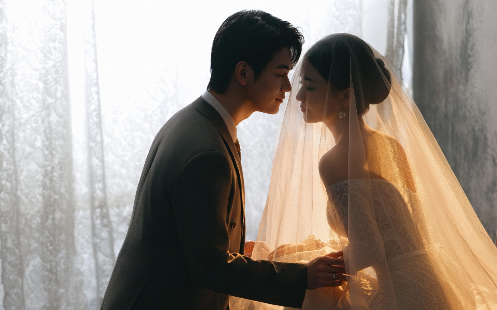 油畫(huà)光影婚紗照｜月光寫(xiě)給新娘的告別信