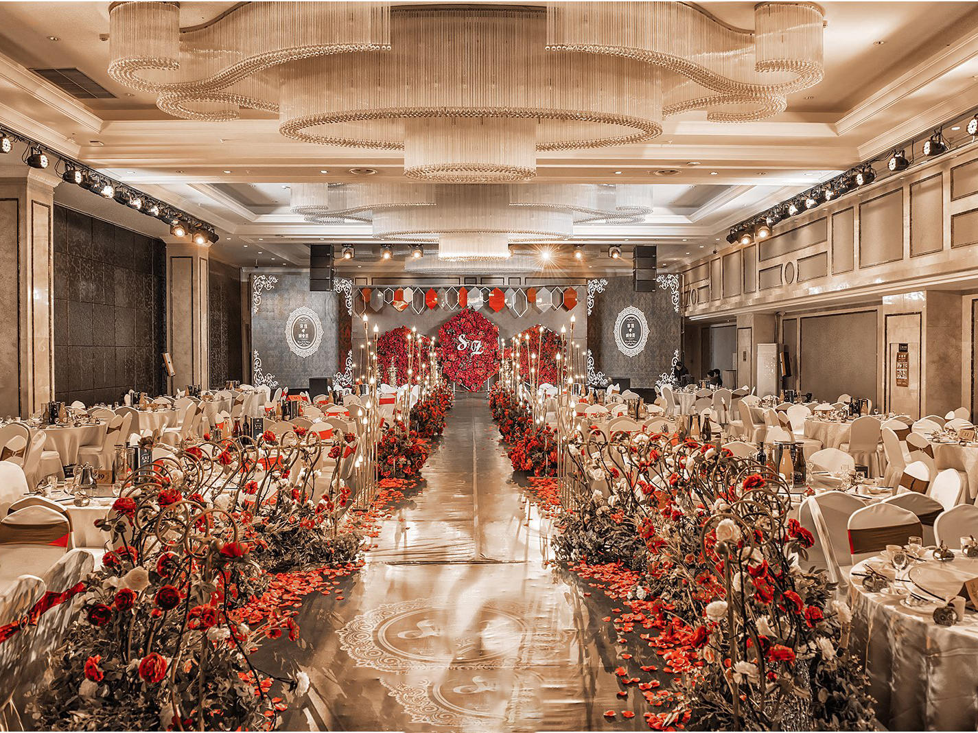 韩式轻奢大气婚红黑色系现场