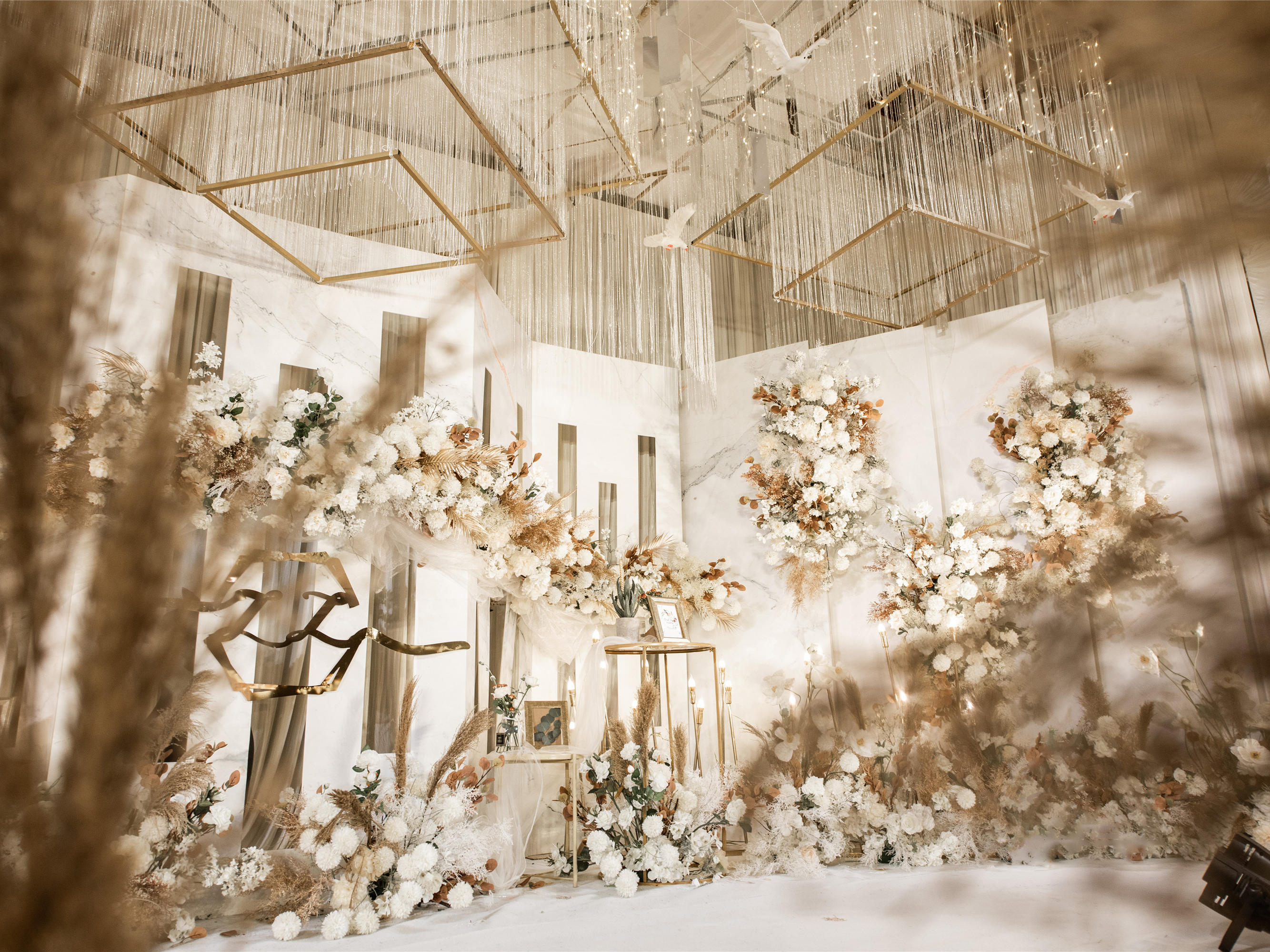 【人气好评】高级质感|大气香槟色婚礼+四大金刚