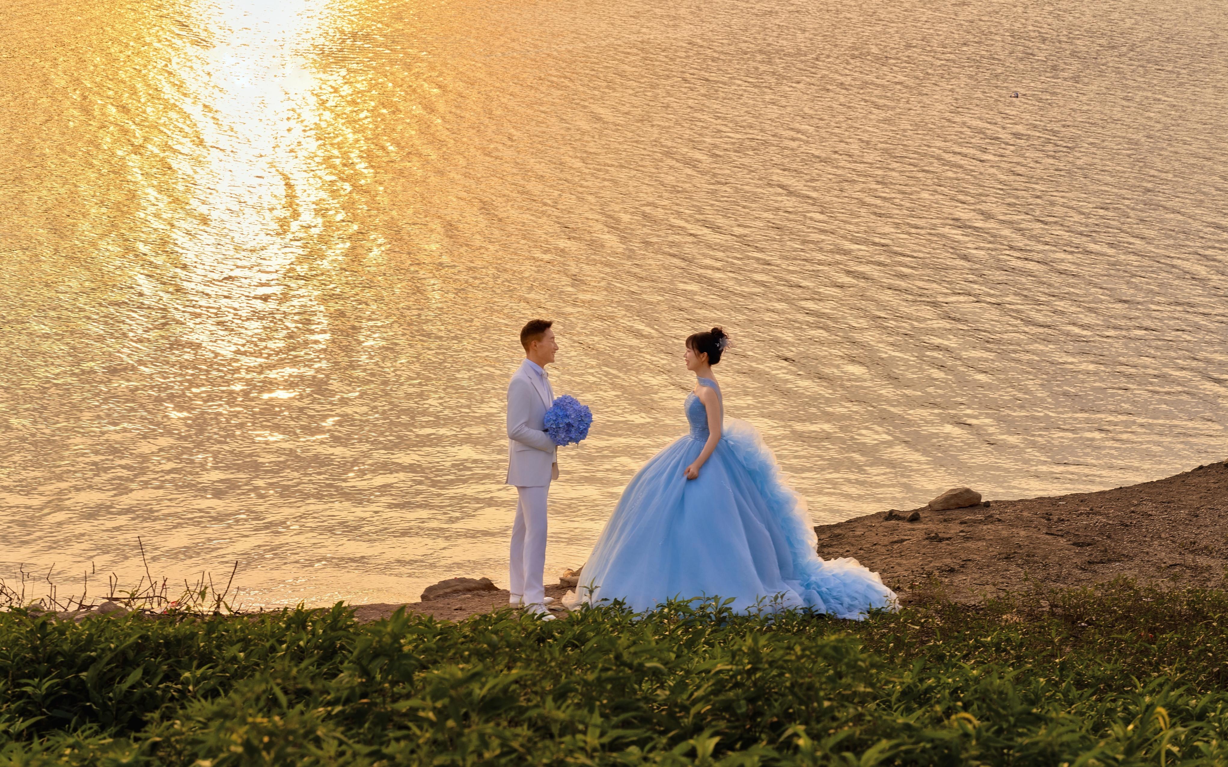 【橘子海蓝调】夕阳湖景婚纱照
