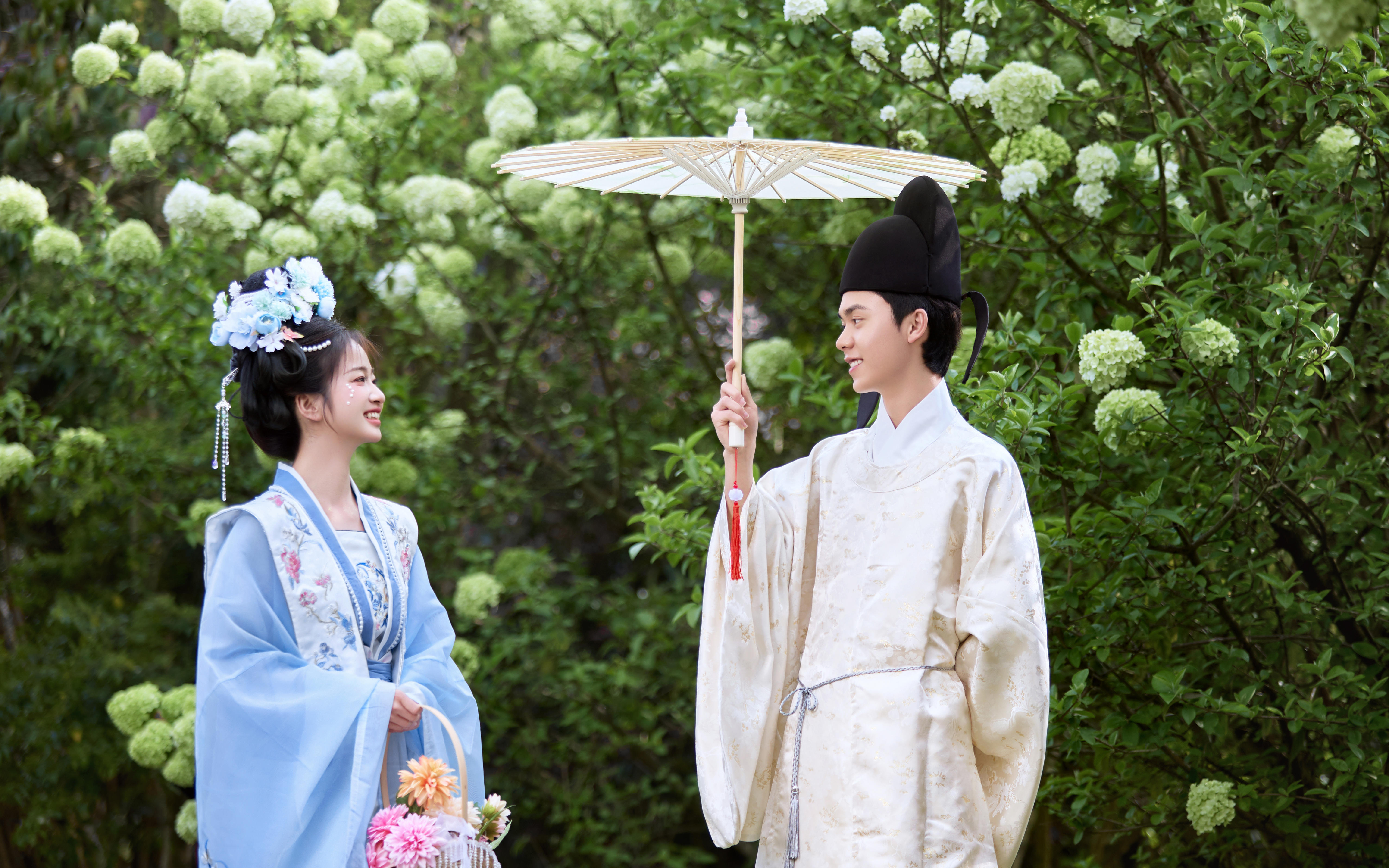 “别辜负眼前季节”✨速拍小清新汉服婚纱照