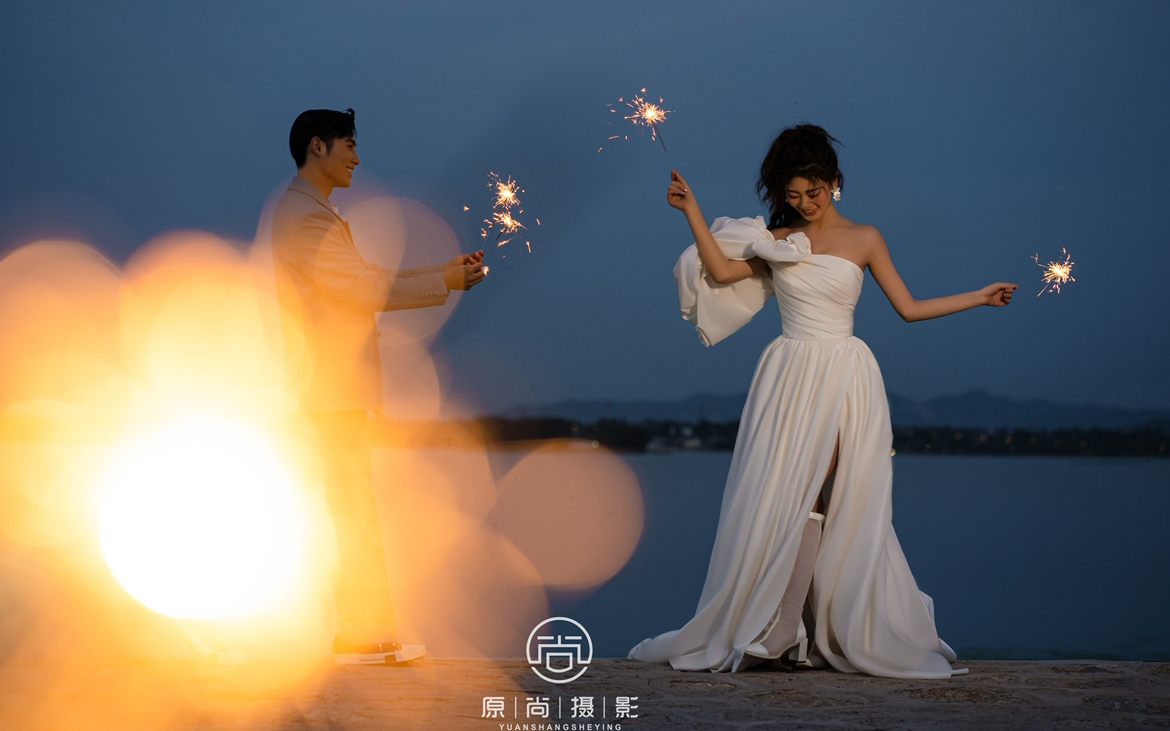 特色花火 典雅婚纱风情