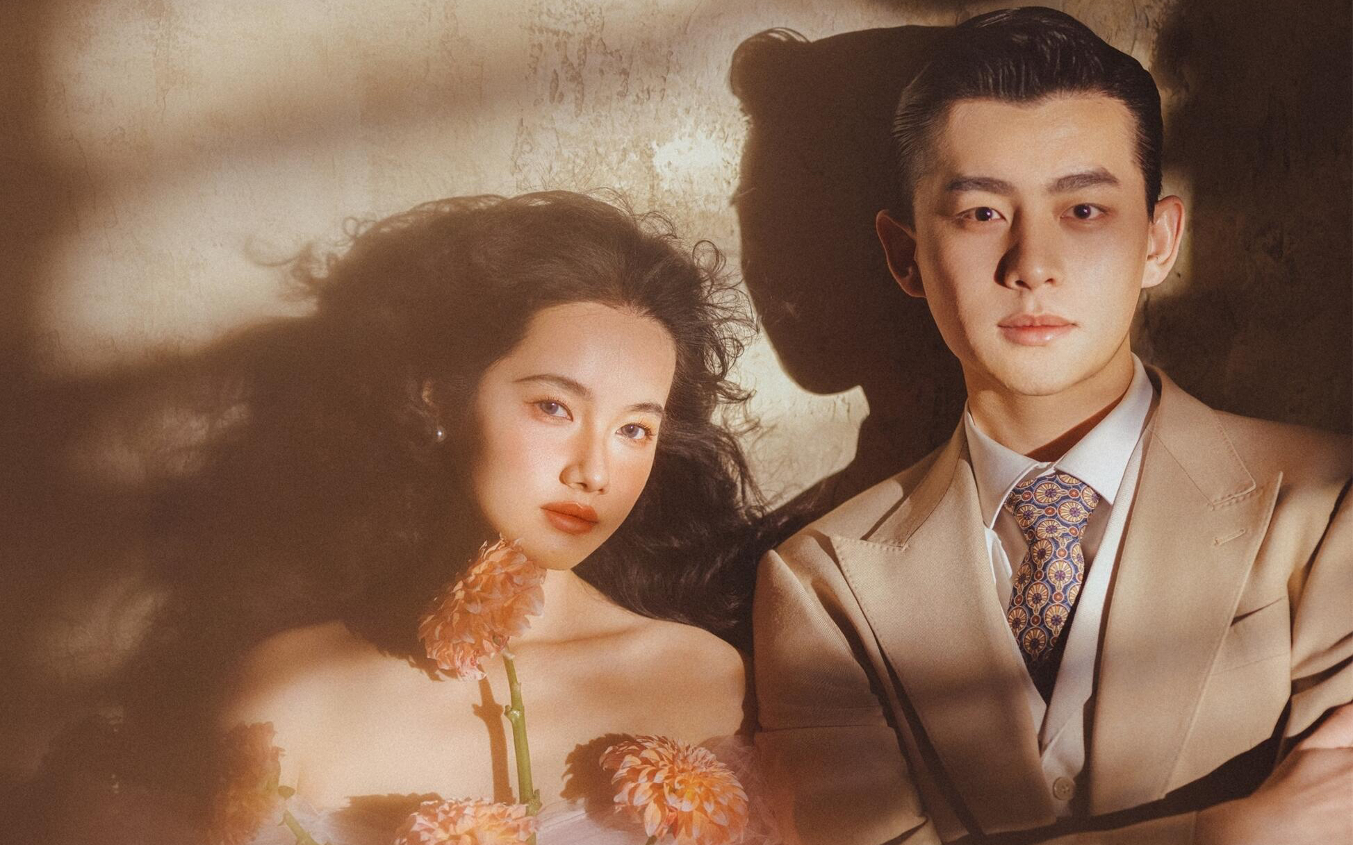 法式光影復(fù)古婚紗照｜氛圍感天花板