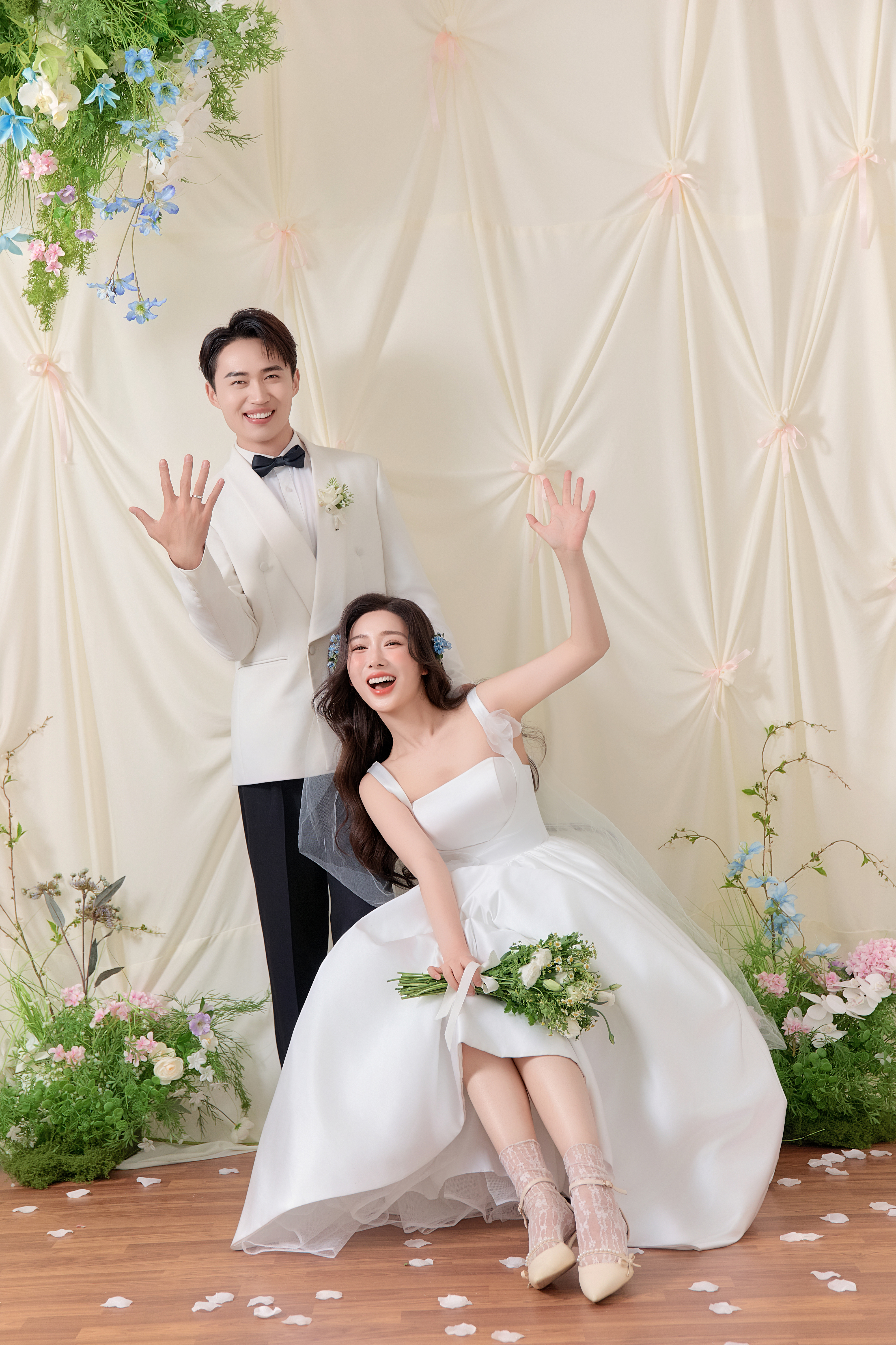 【当季主推】4服4造+总监团队+定制拍摄