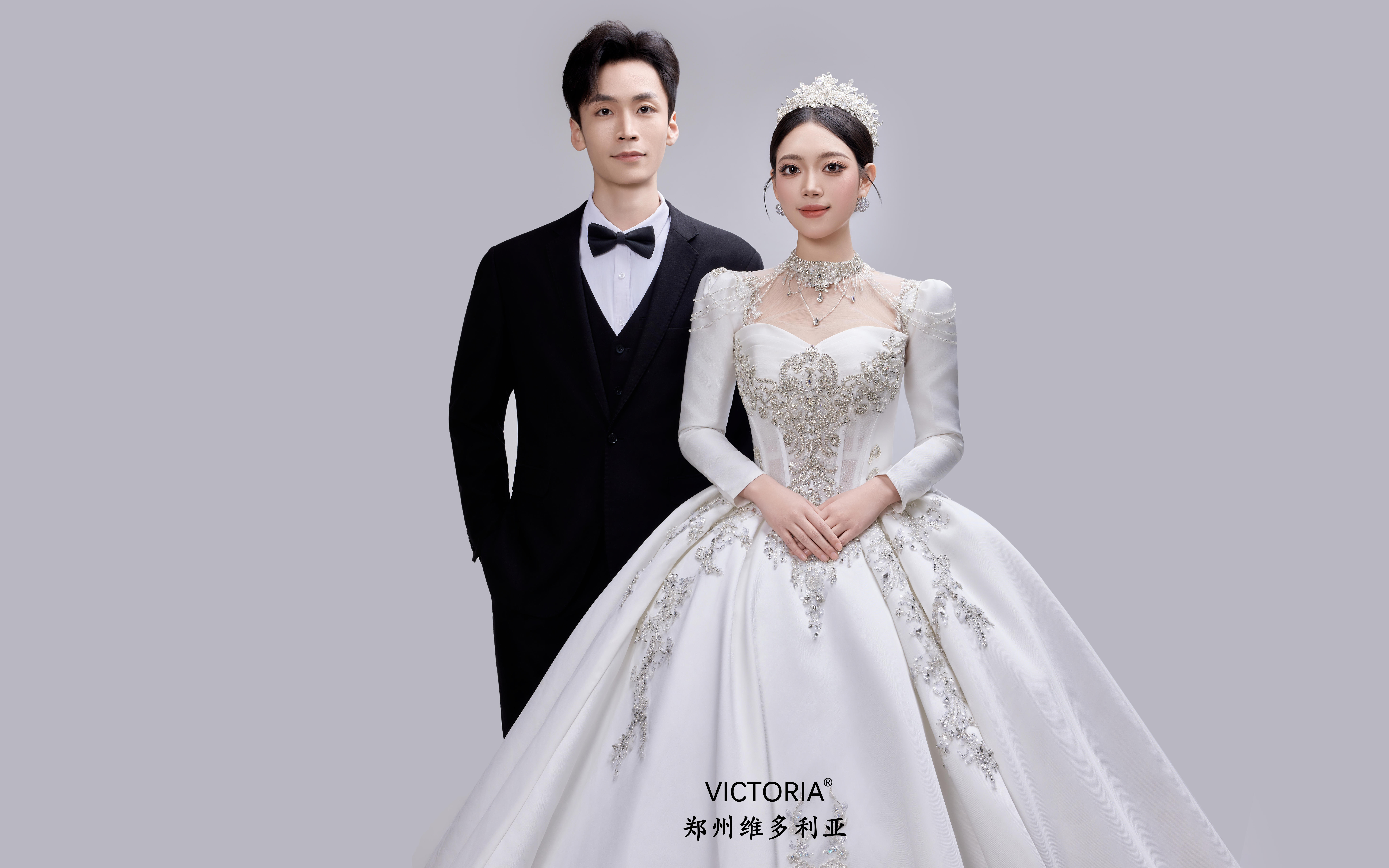 【维多利亚】在纯白的光影里，定格我们永恒的爱意