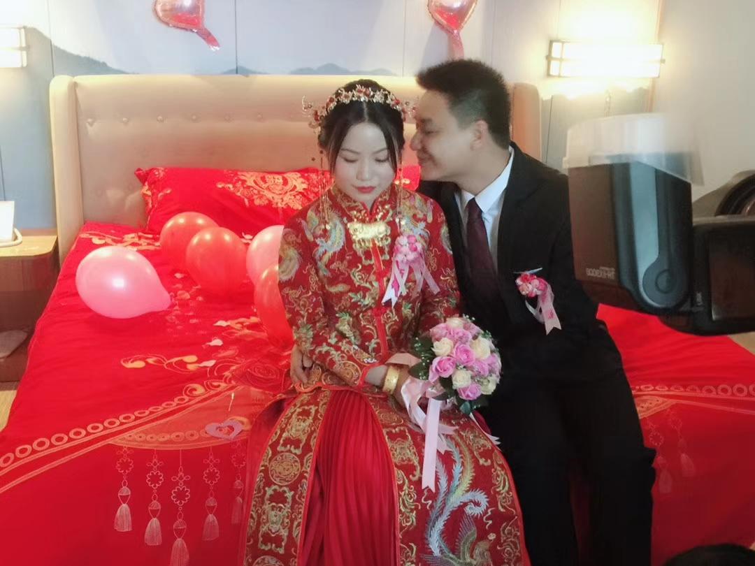 广佛清英全天跟妆中式+送亲友妆