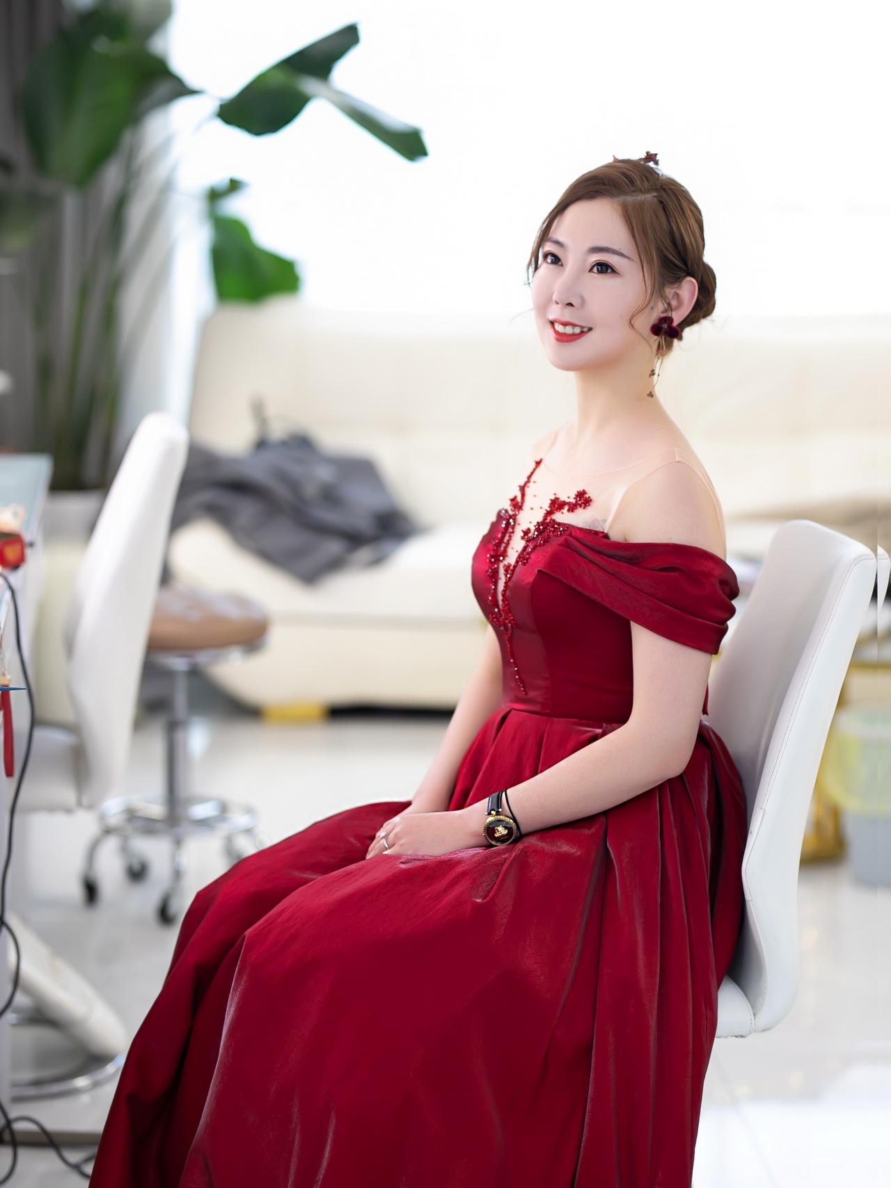(泰华店)新娘婚礼回请+敬酒礼服全场任选