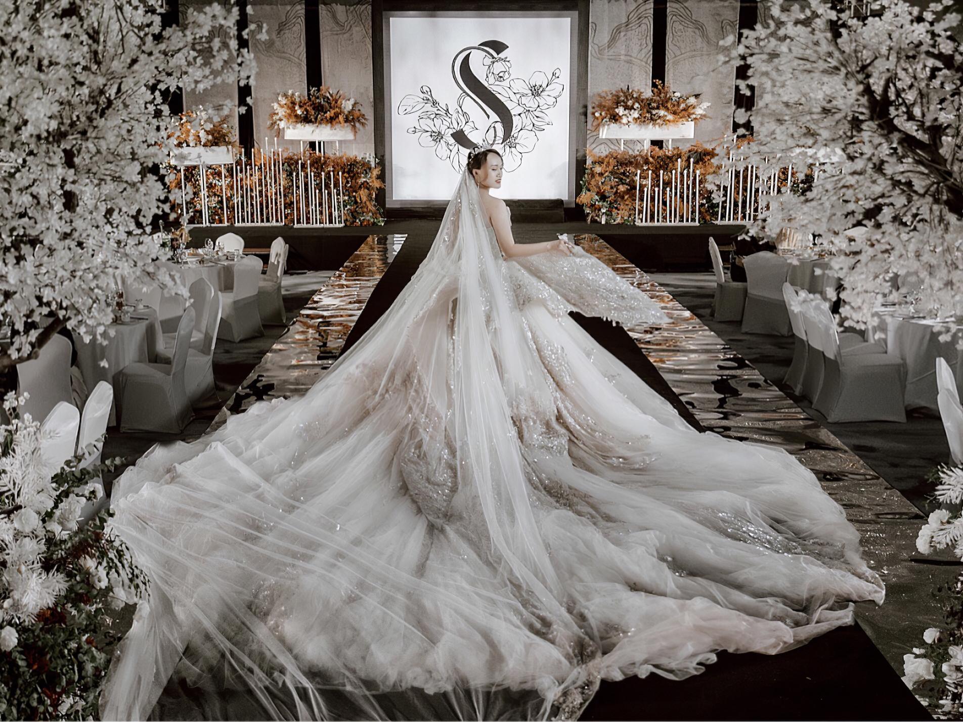 【拉菲婚礼】——高级感韩系婚礼限购活动进行中~~