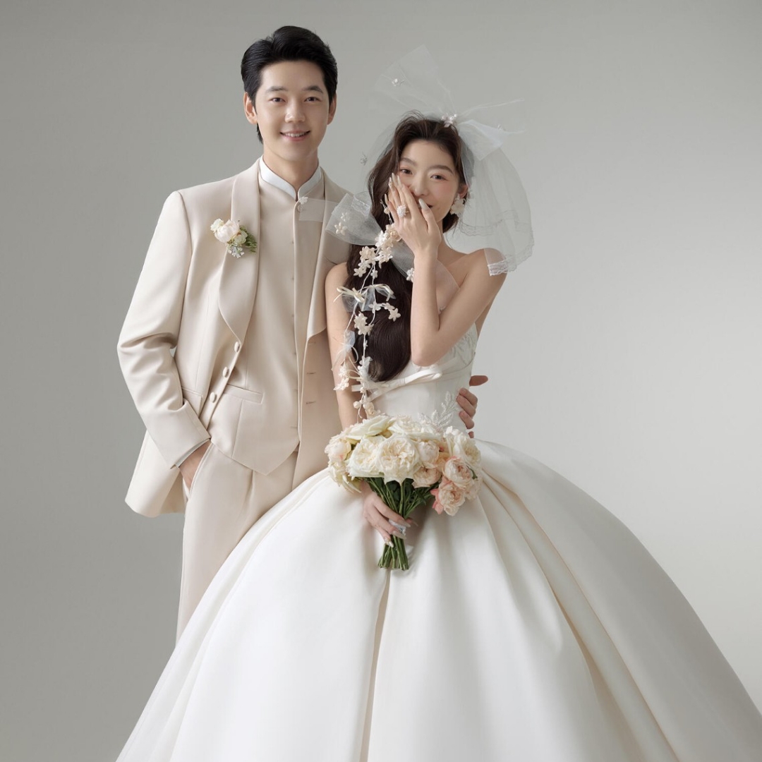 【人气热推】内外景双拍&送全新婚纱+一价全包