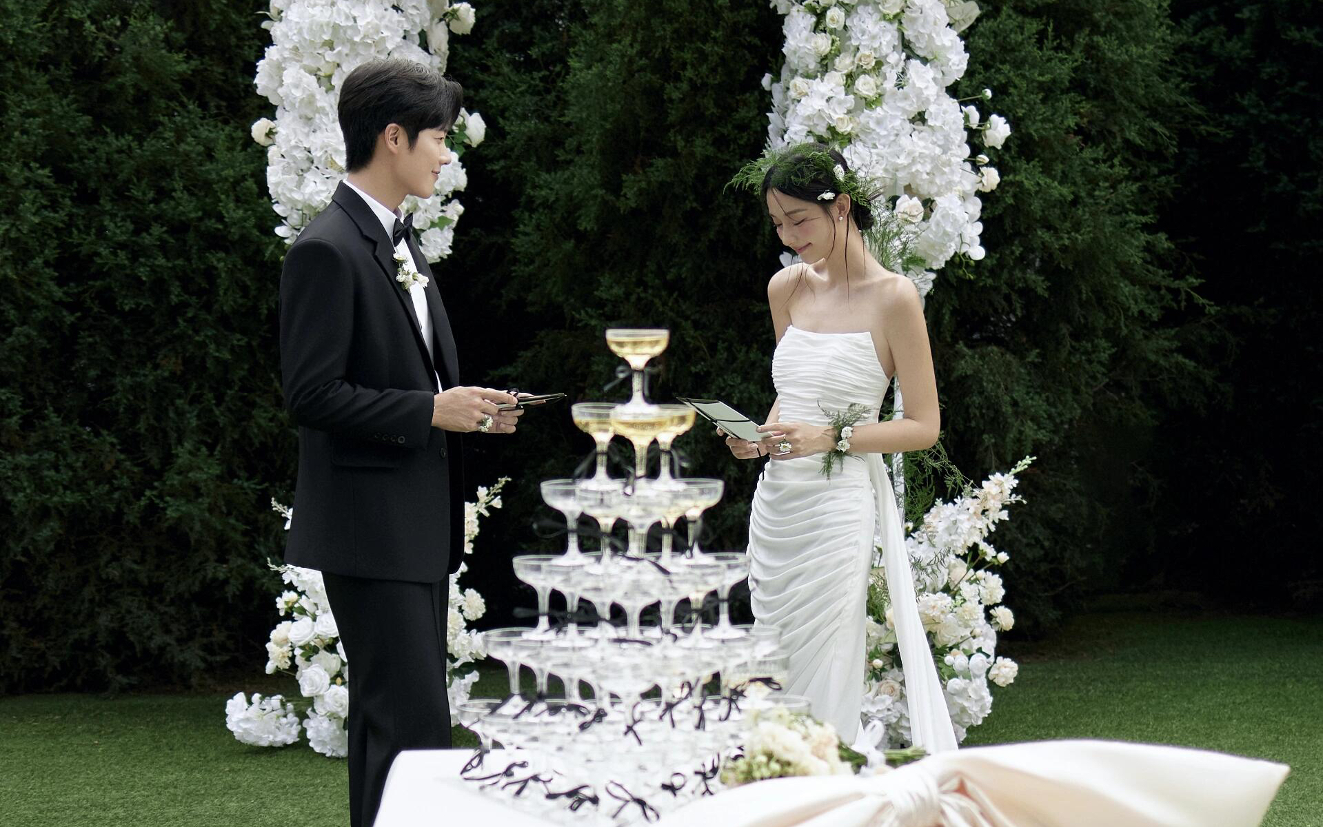 浪漫小众森系好像韩剧婚礼现场 