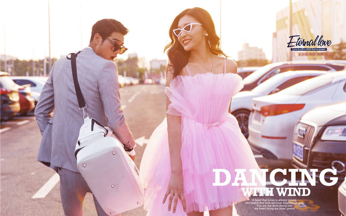 三千起婚纱照一价全包服装不限