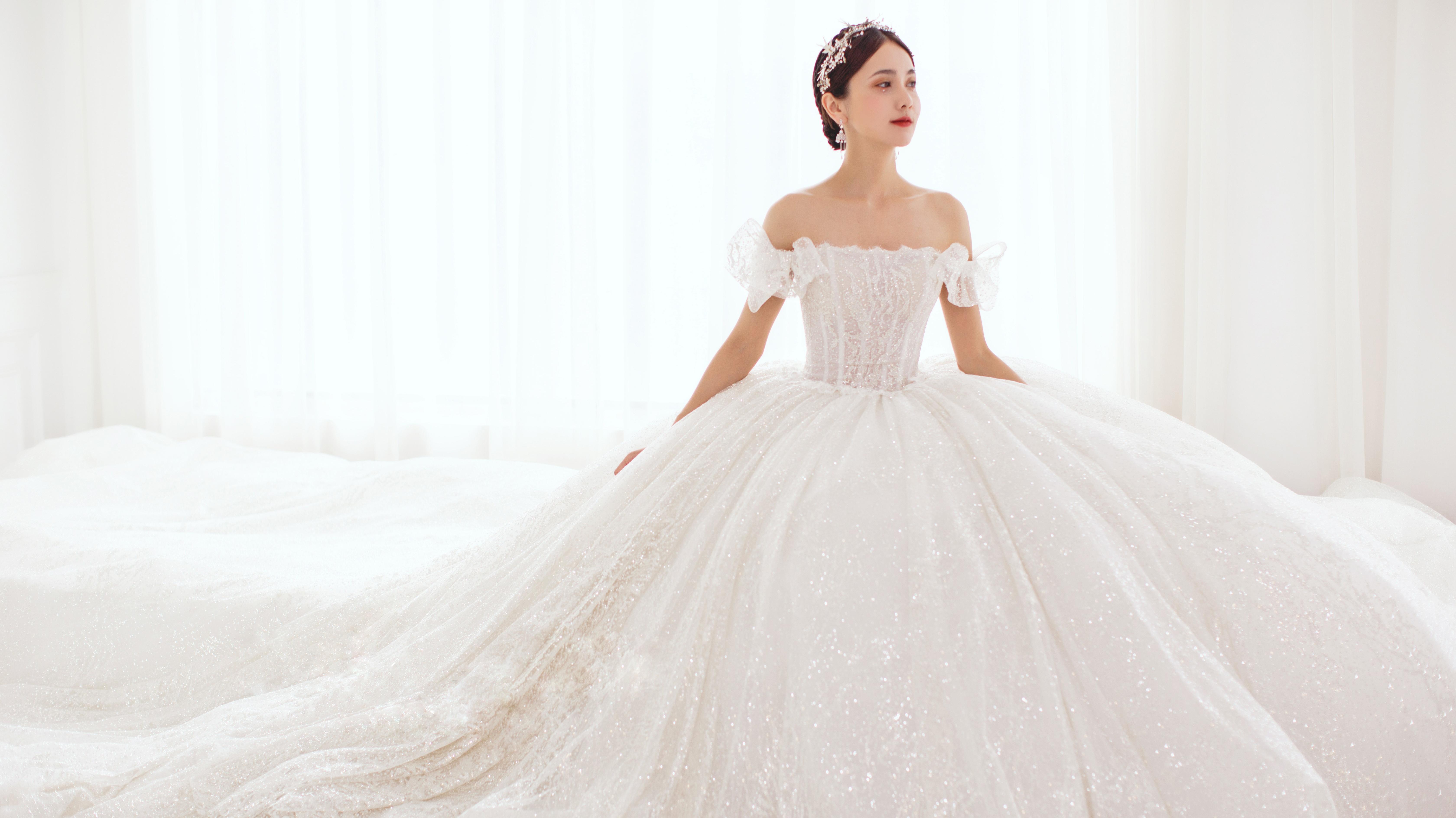 周公子高级定制 轻奢婚纱礼服