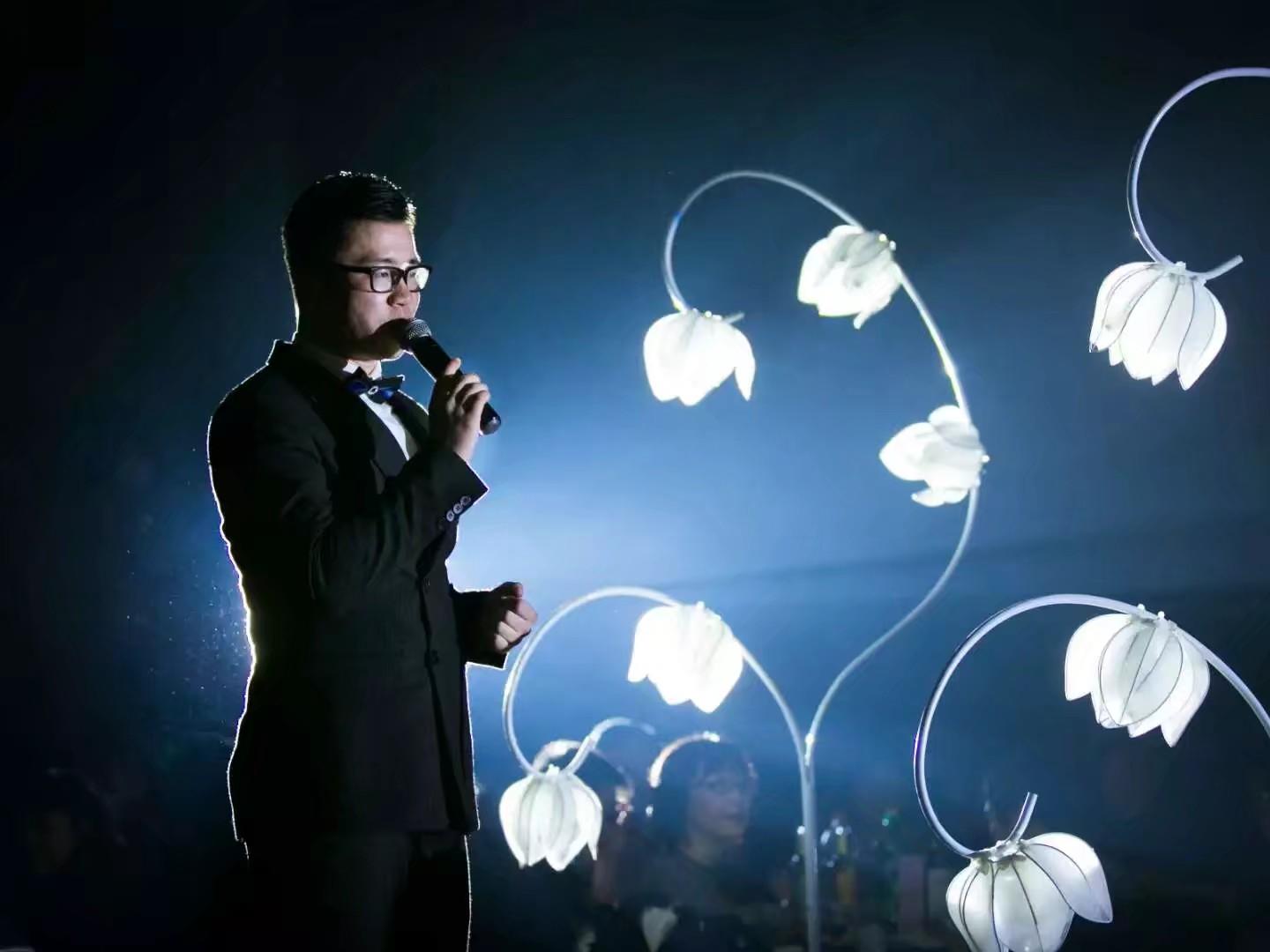 【一枚温暖洋光的主持】婚礼人余洋