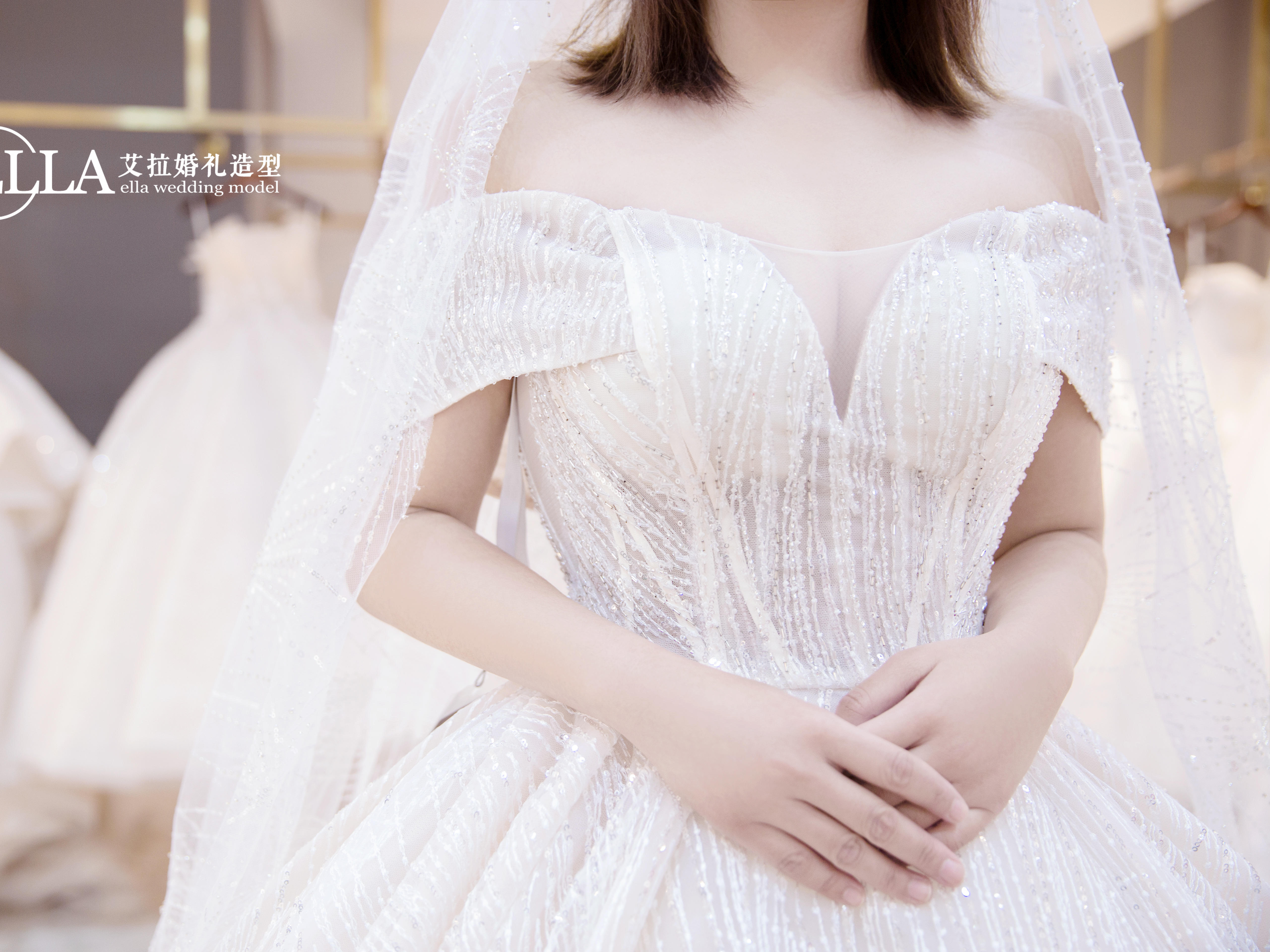 【艾拉婚纱】拖尾主纱+秀禾+敬酒送伴娘服