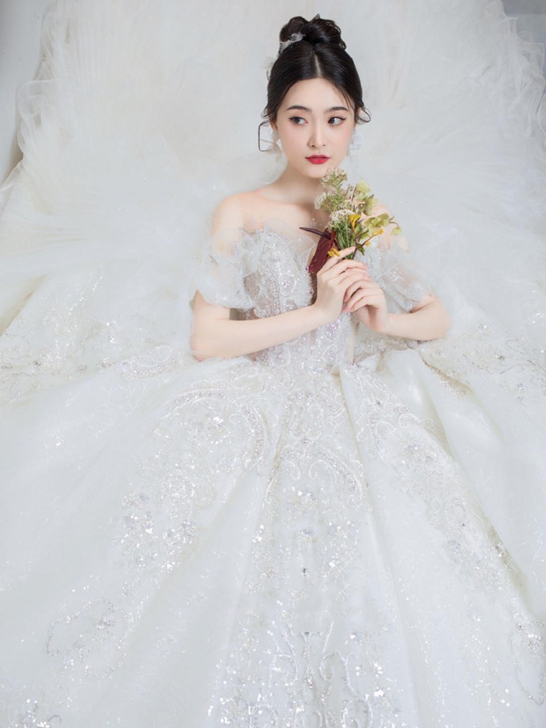 兰州婚纱礼服宝藏馆~心动
