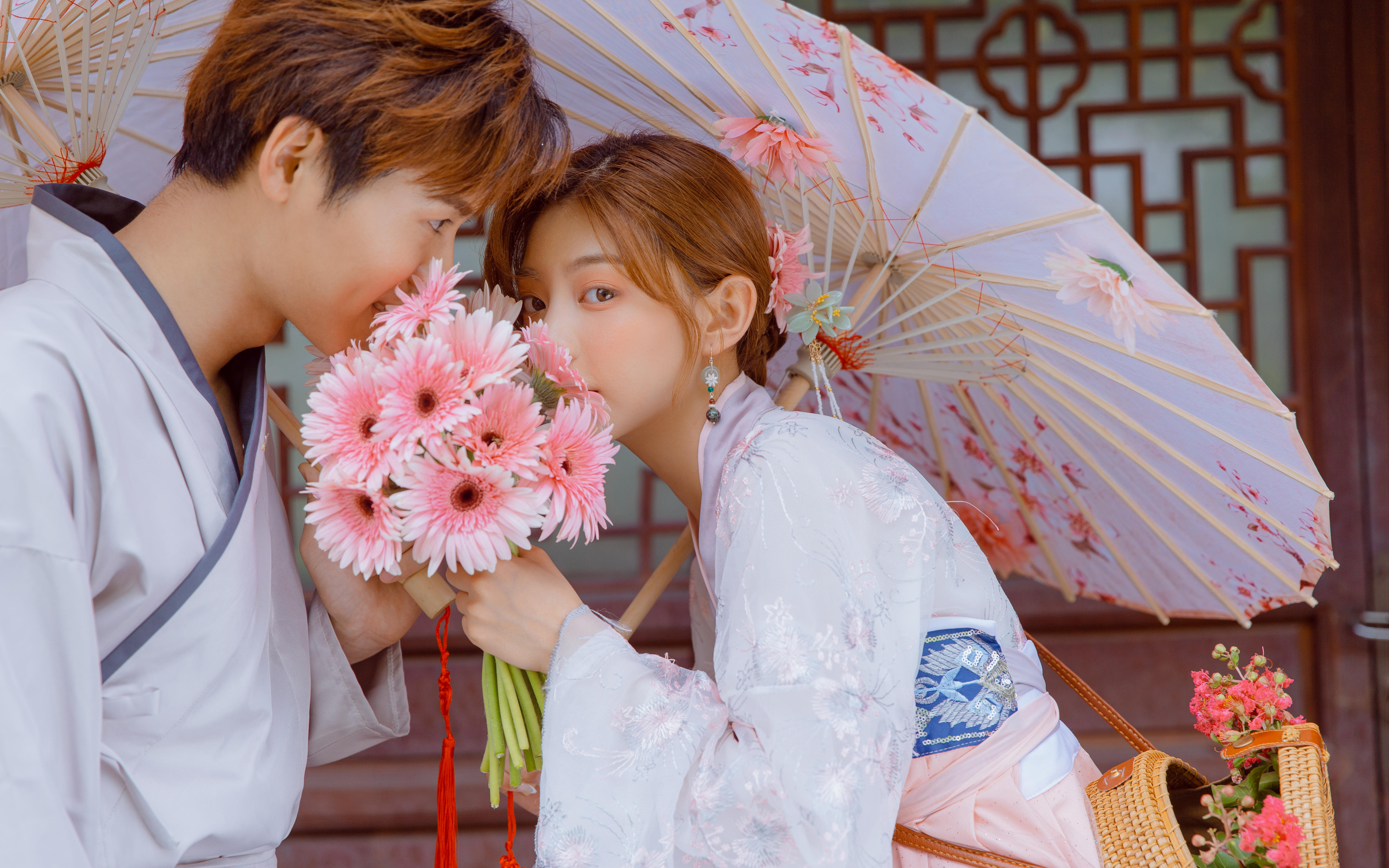 【立减3000元】定制微电影+免租婚纱+定制西装