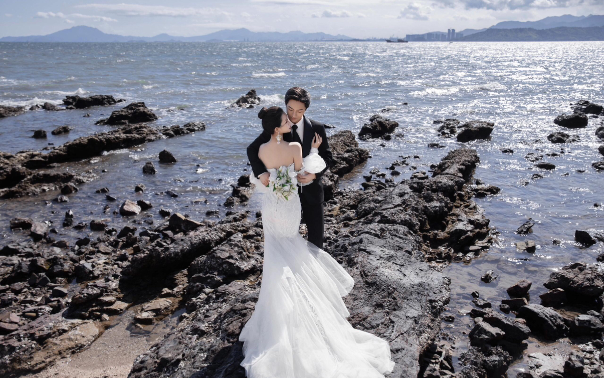 波涛汹涌，如你我的爱意一样