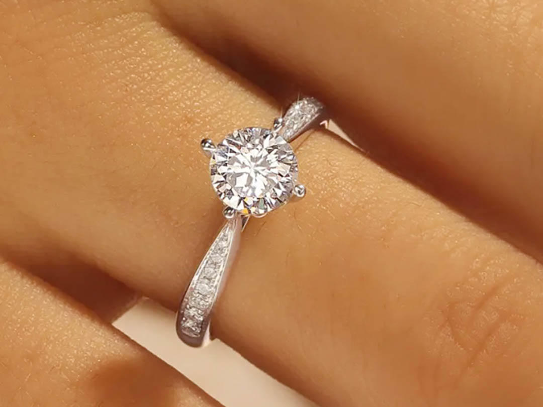 【极光】30分显大结婚钻戒