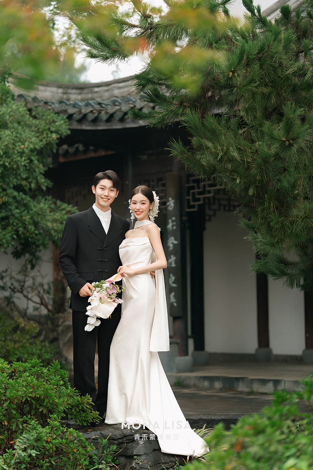 这才是东方美学天花板吧✨新中式园林婚纱照