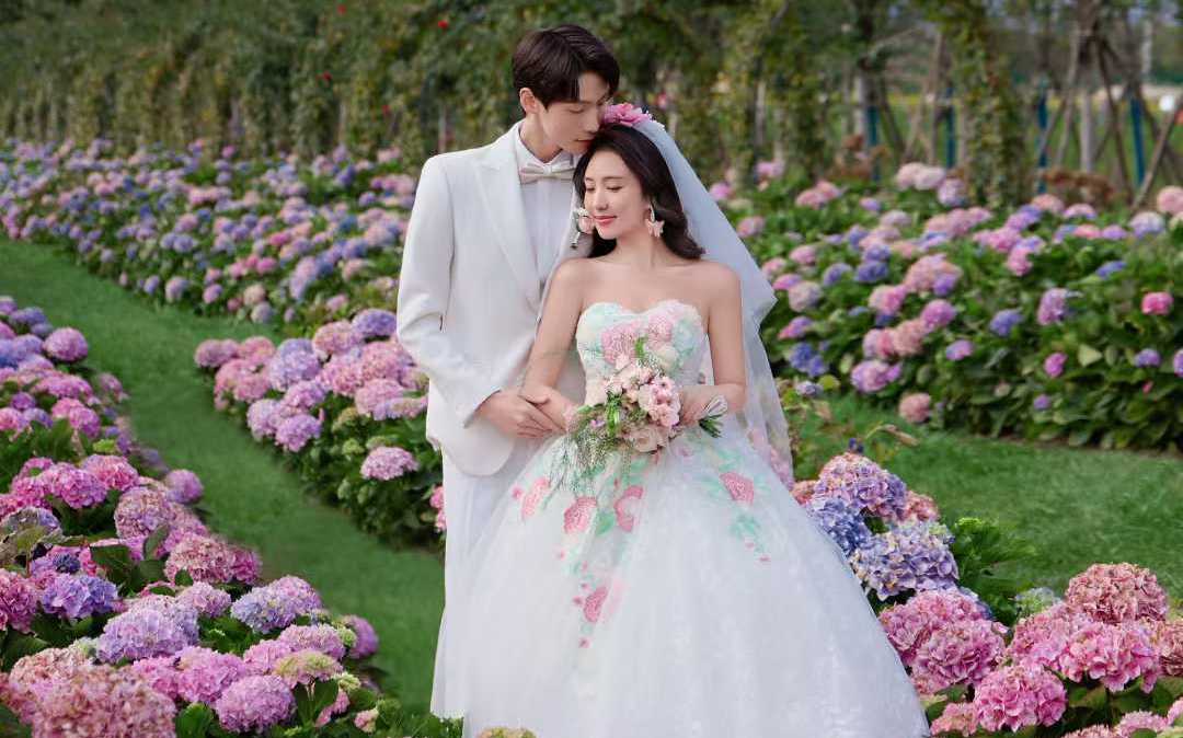 花海里的浪漫約定