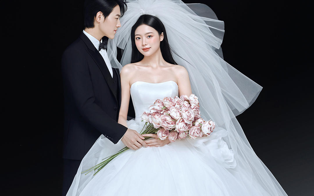 室内主纱高级感婚纱照