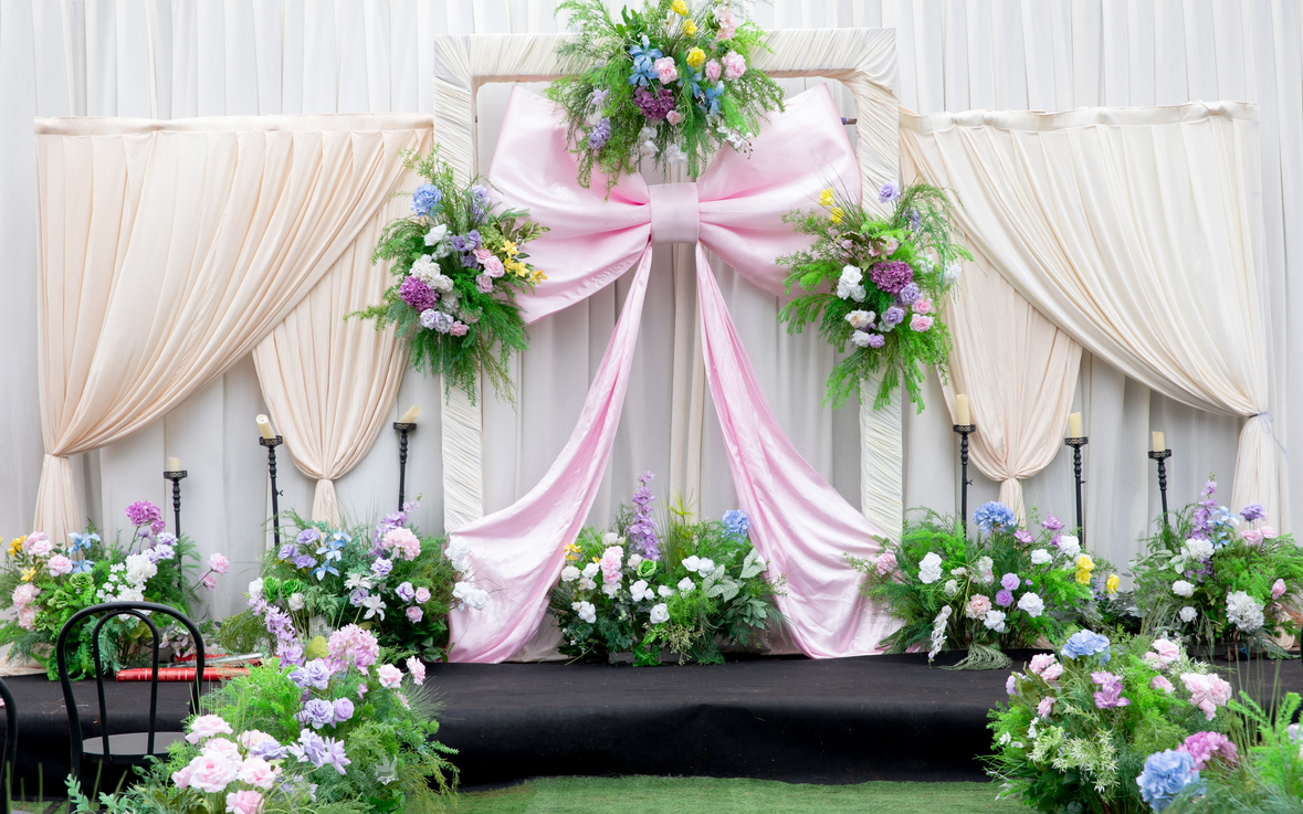 粉色蝴蝶結(jié)婚禮